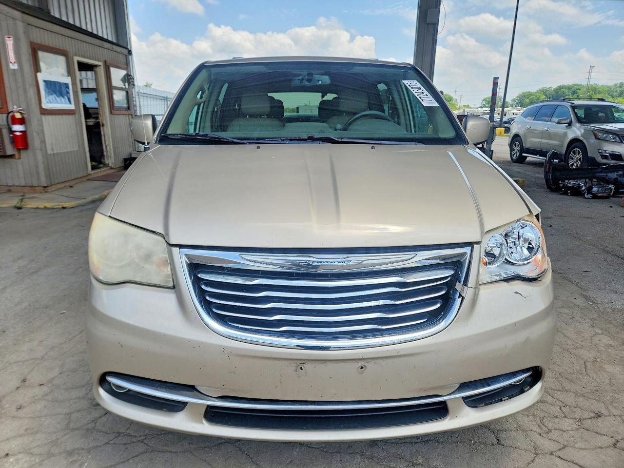 2013 Chrysler Town & Country Touring Желто-коричневый vin: 2C4RC1BG5DR708691