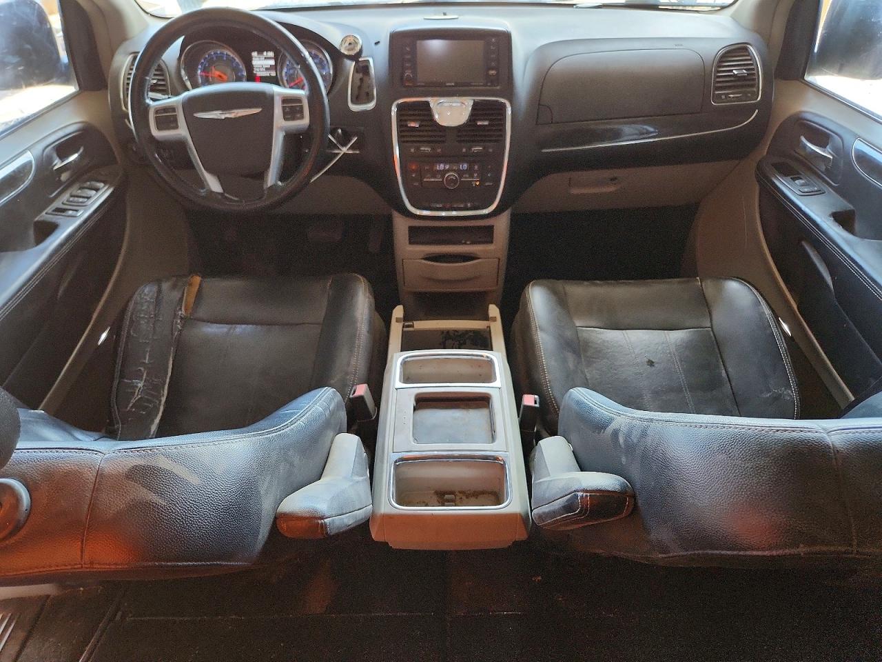 2013 Chrysler Town & Country Touring Серебряный vin: 2C4RC1BG5DR744719