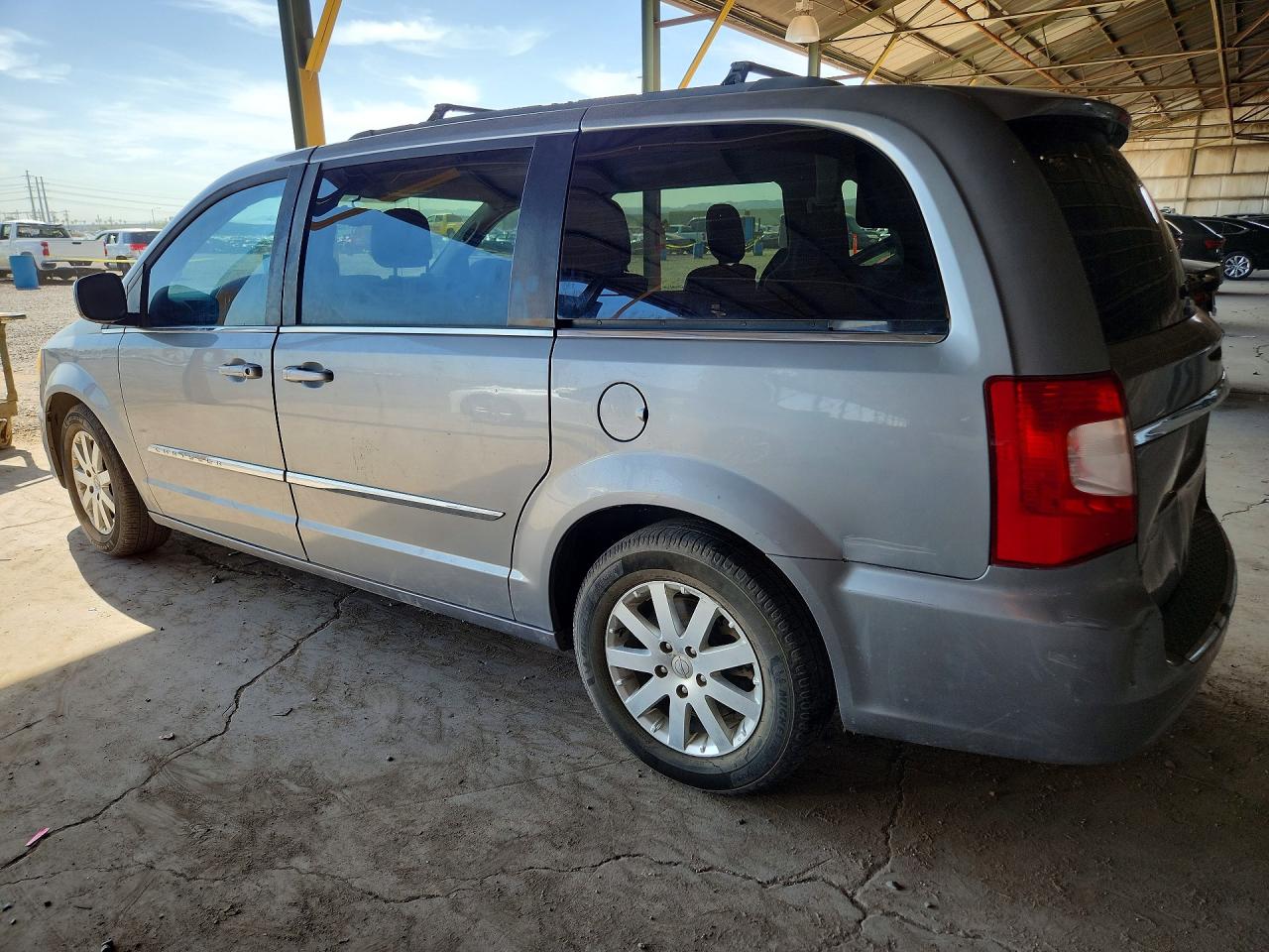 2013 Chrysler Town & Country Touring Серебряный vin: 2C4RC1BG5DR744719