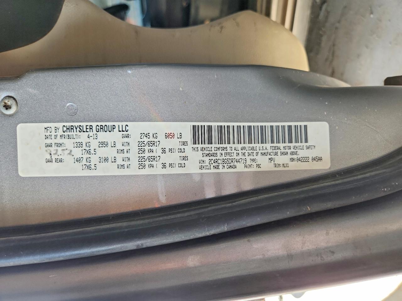 2013 Chrysler Town & Country Touring Серебряный vin: 2C4RC1BG5DR744719