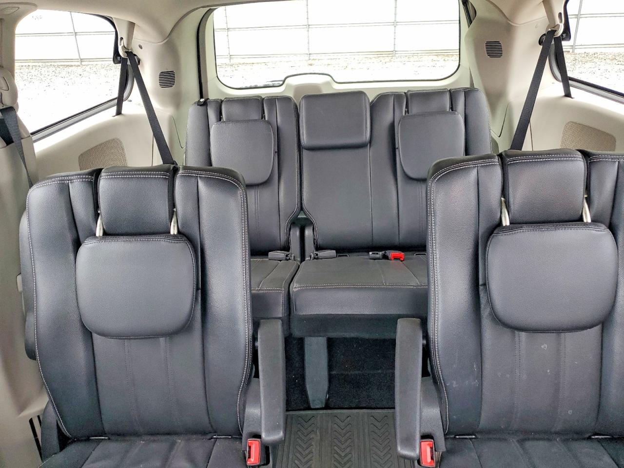 2013 Chrysler Town & Country Touring Blue vin: 2C4RC1BG5DR747636