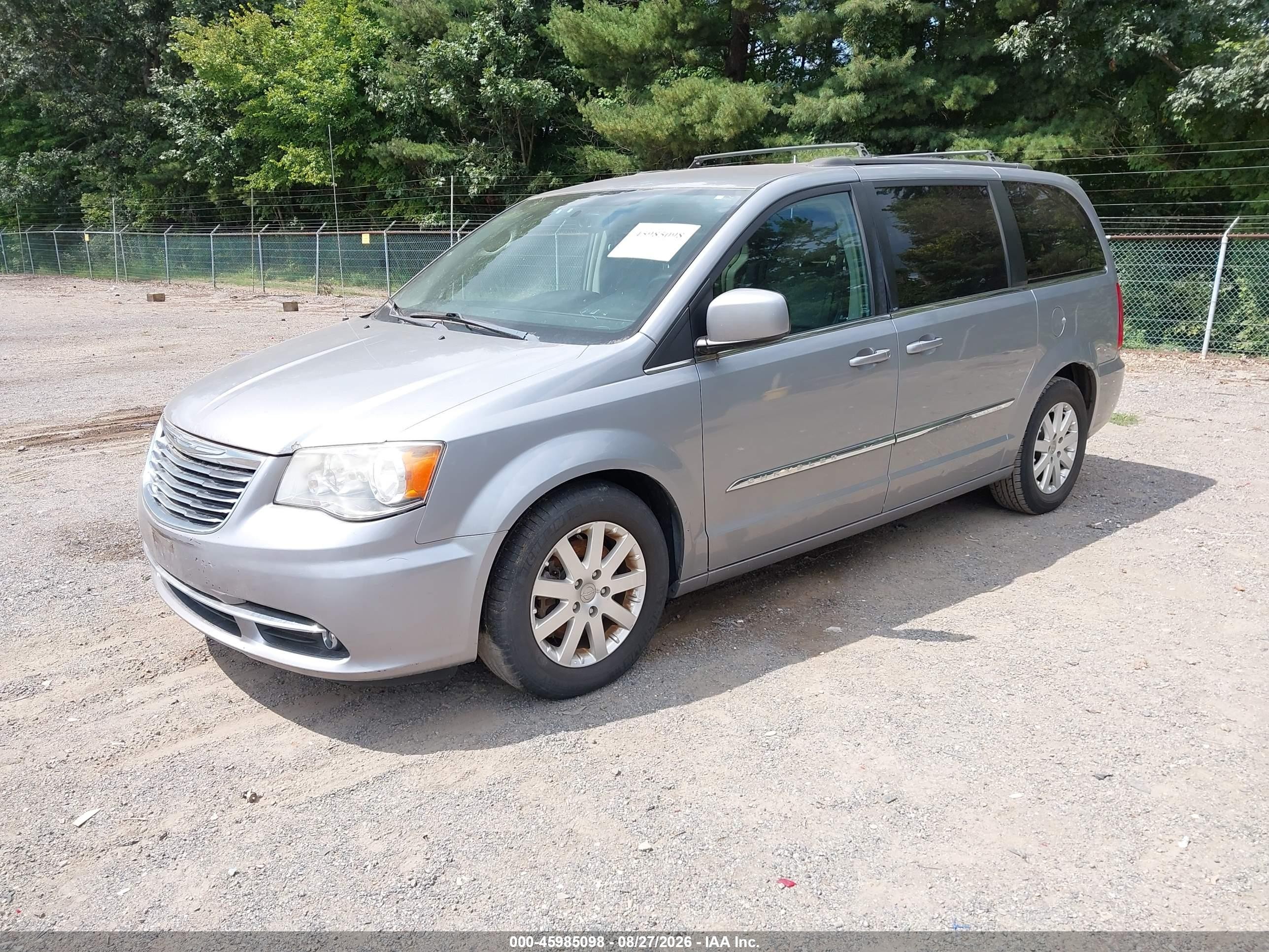 2013 Chrysler Town & Country Touring Серебряный vin: 2C4RC1BG5DR768082