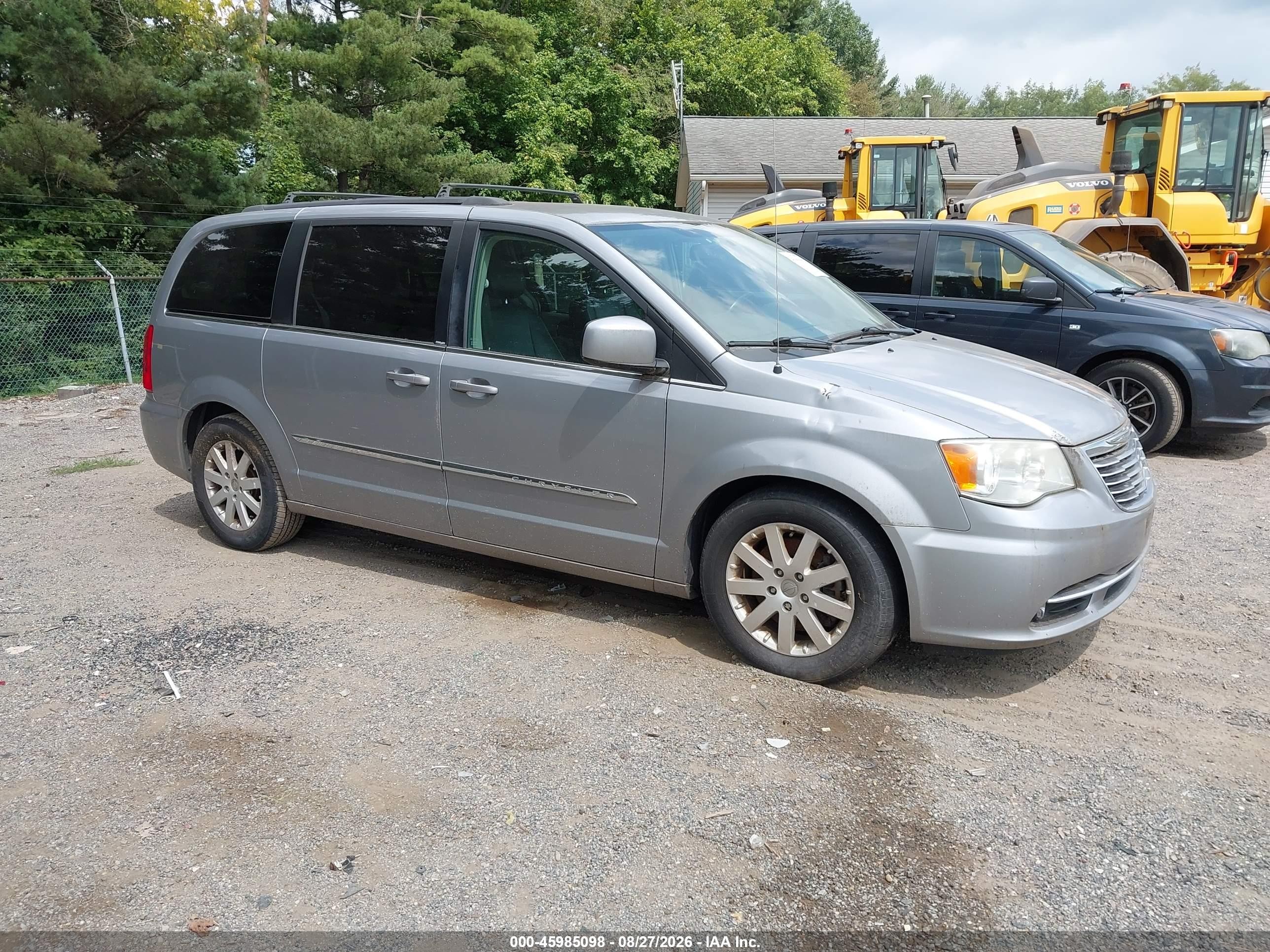 2013 Chrysler Town & Country Touring Серебряный vin: 2C4RC1BG5DR768082