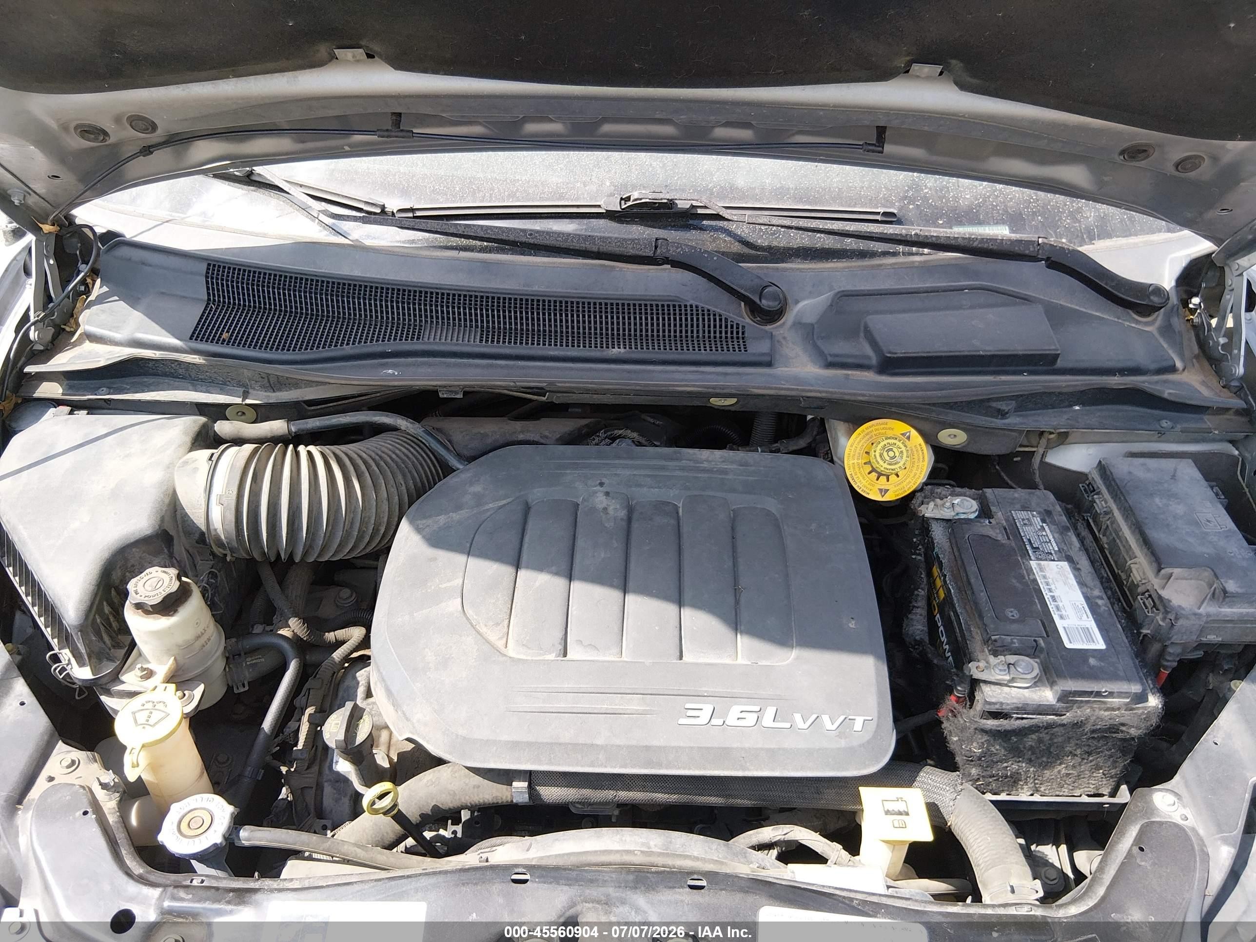 2013 Chrysler Town & Country Touring Silver vin: 2C4RC1BG5DR793659