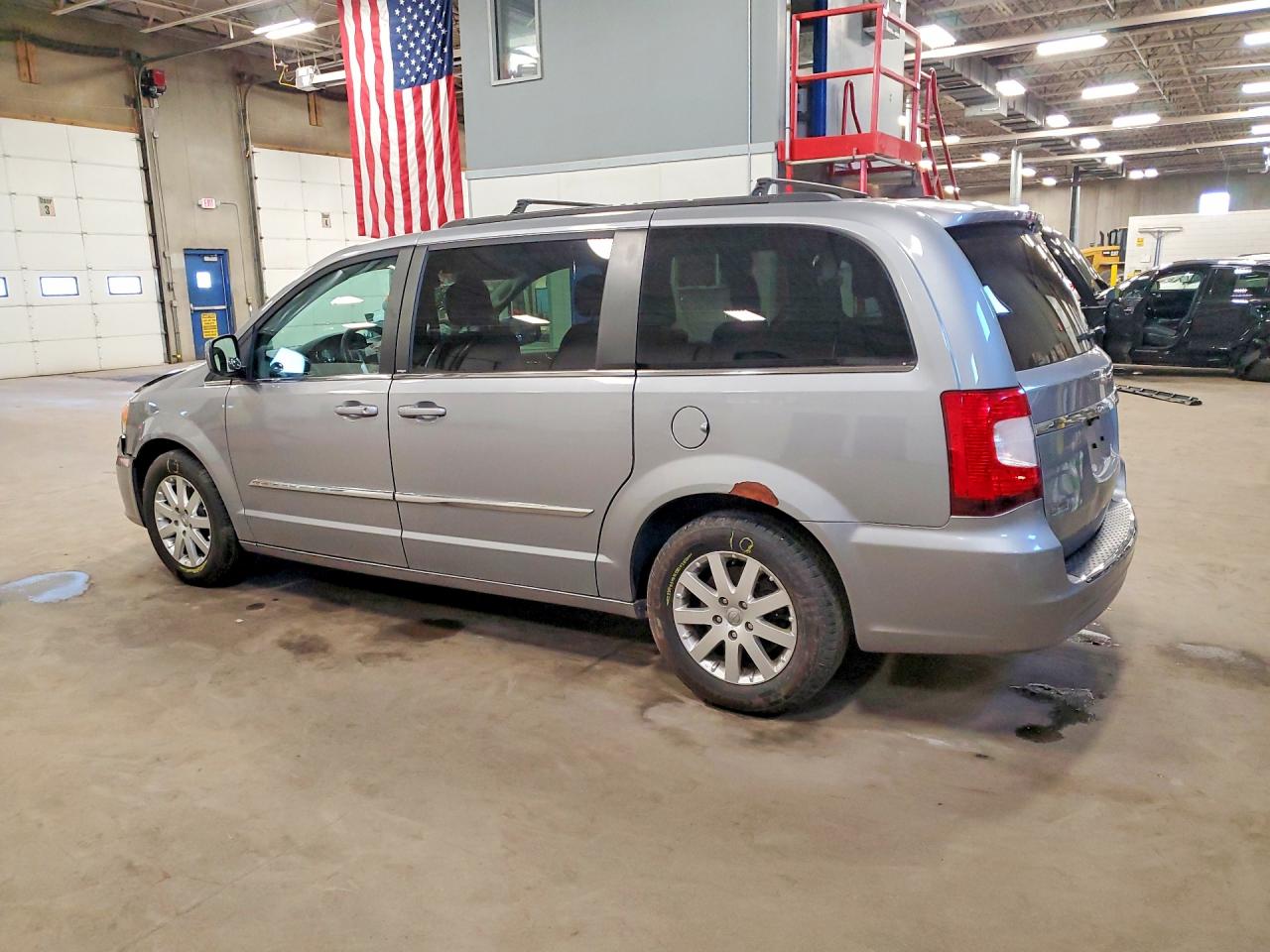 2013 Chrysler Town & Country Touring Silver vin: 2C4RC1BG5DR802571