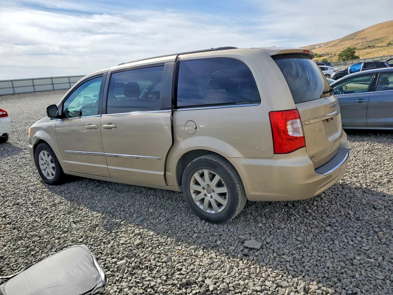 2014 Chrysler Town & Country Touring Gold vin: 2C4RC1BG5ER126124