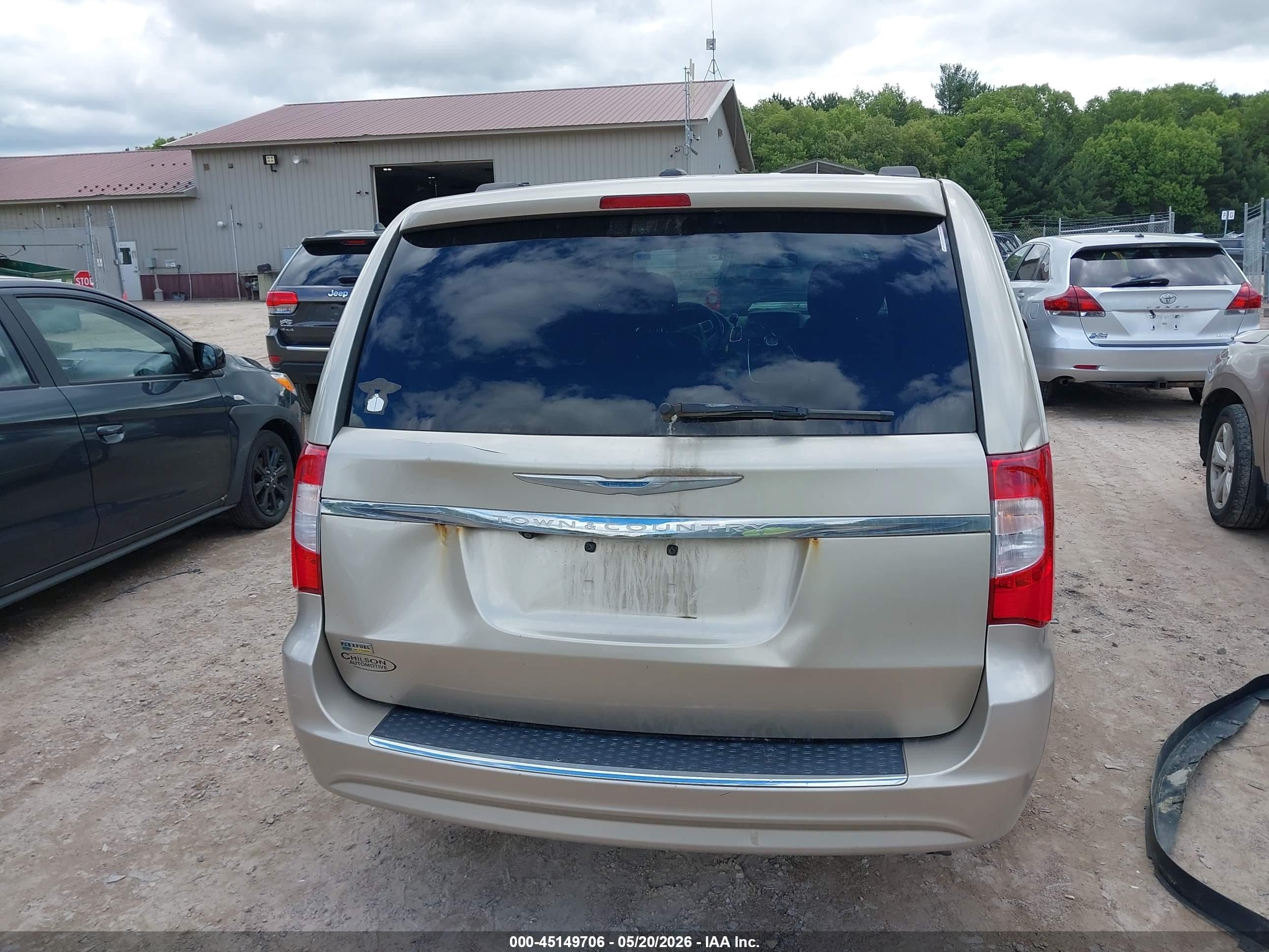 2014 Chrysler Town & Country Touring Beige vin: 2C4RC1BG5ER363101
