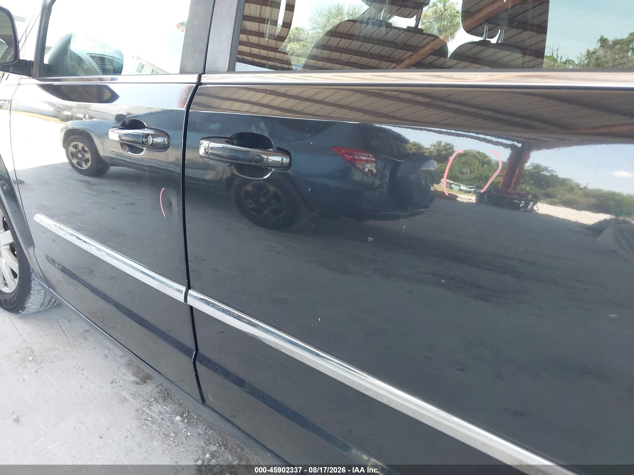 2014 Chrysler Town & Country Touring Черный vin: 2C4RC1BG5ER374678