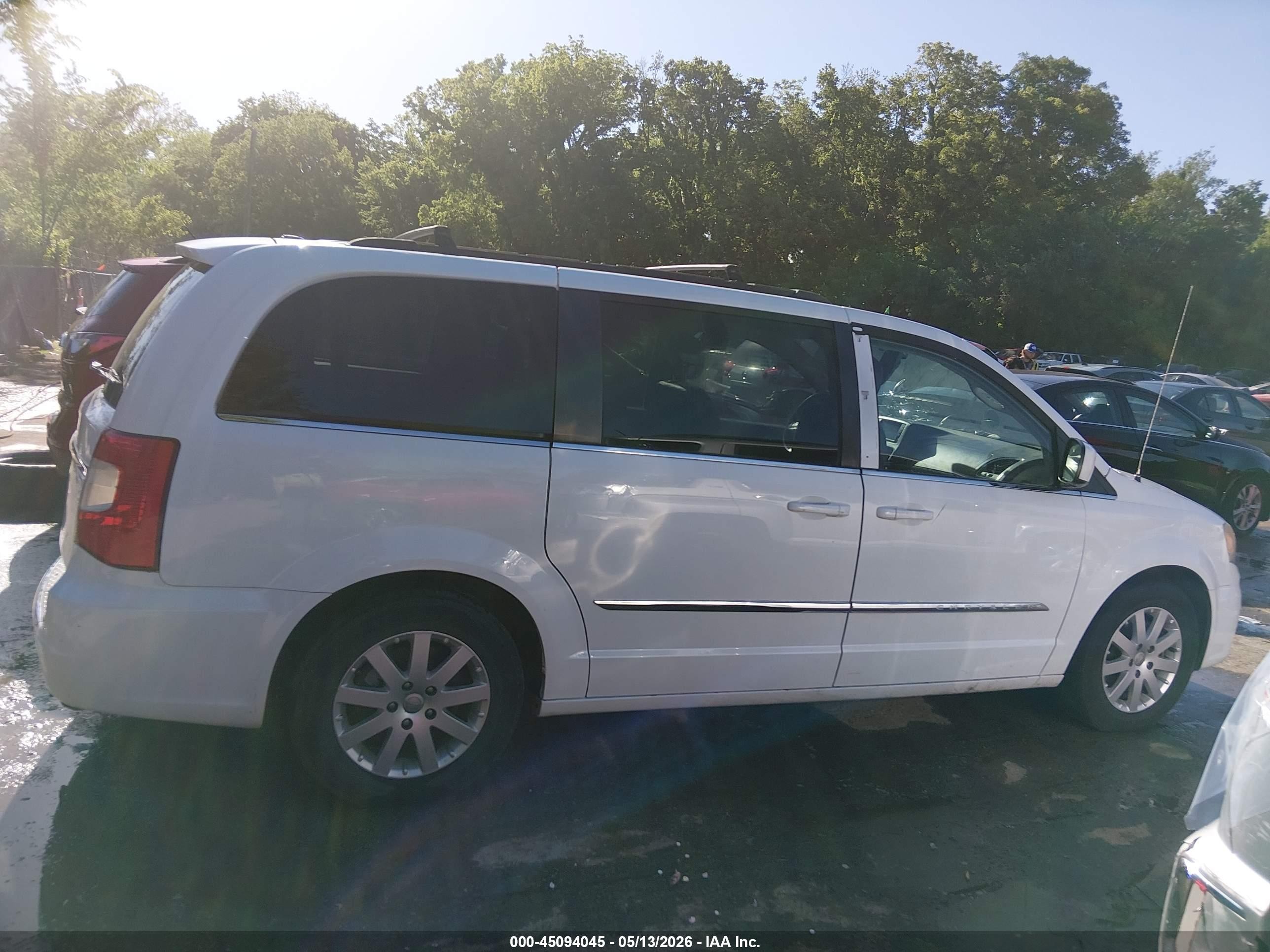 2014 Chrysler Town & Country Touring Белый vin: 2C4RC1BG5ER398284