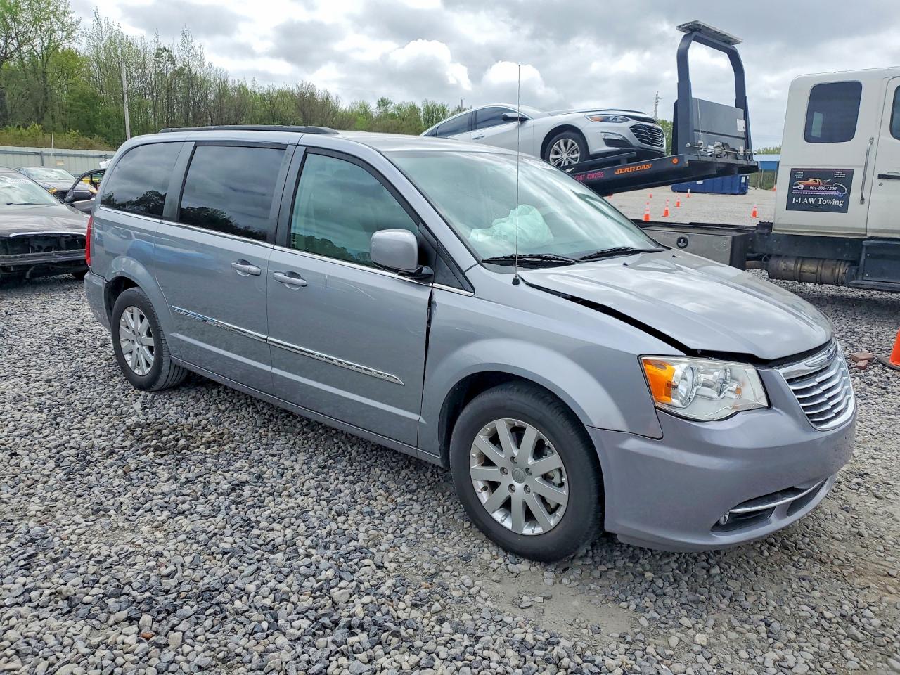 2015 Chrysler Town & Country Touring Silver vin: 2C4RC1BG5FR520353