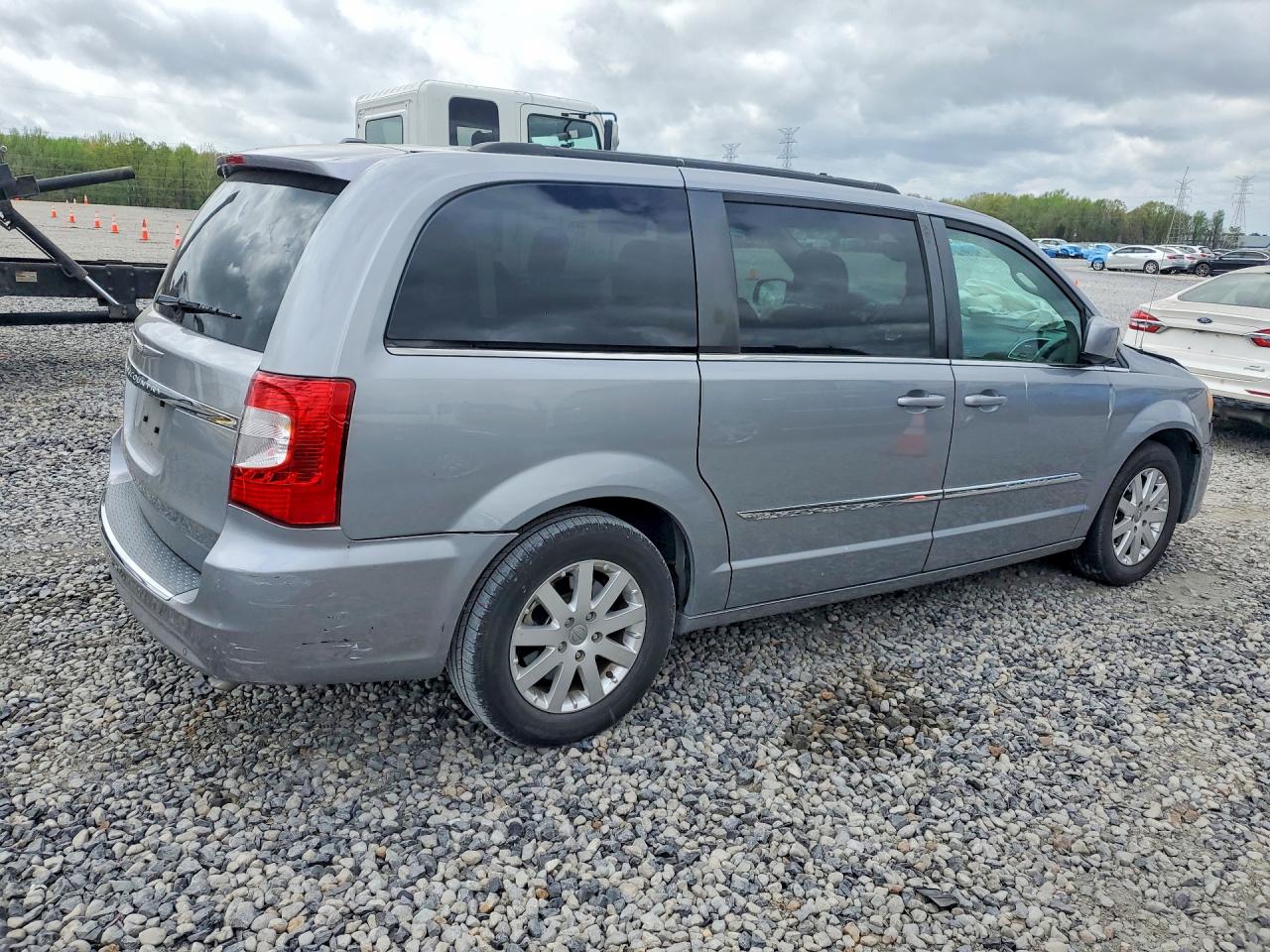 2015 Chrysler Town & Country Touring Silver vin: 2C4RC1BG5FR520353