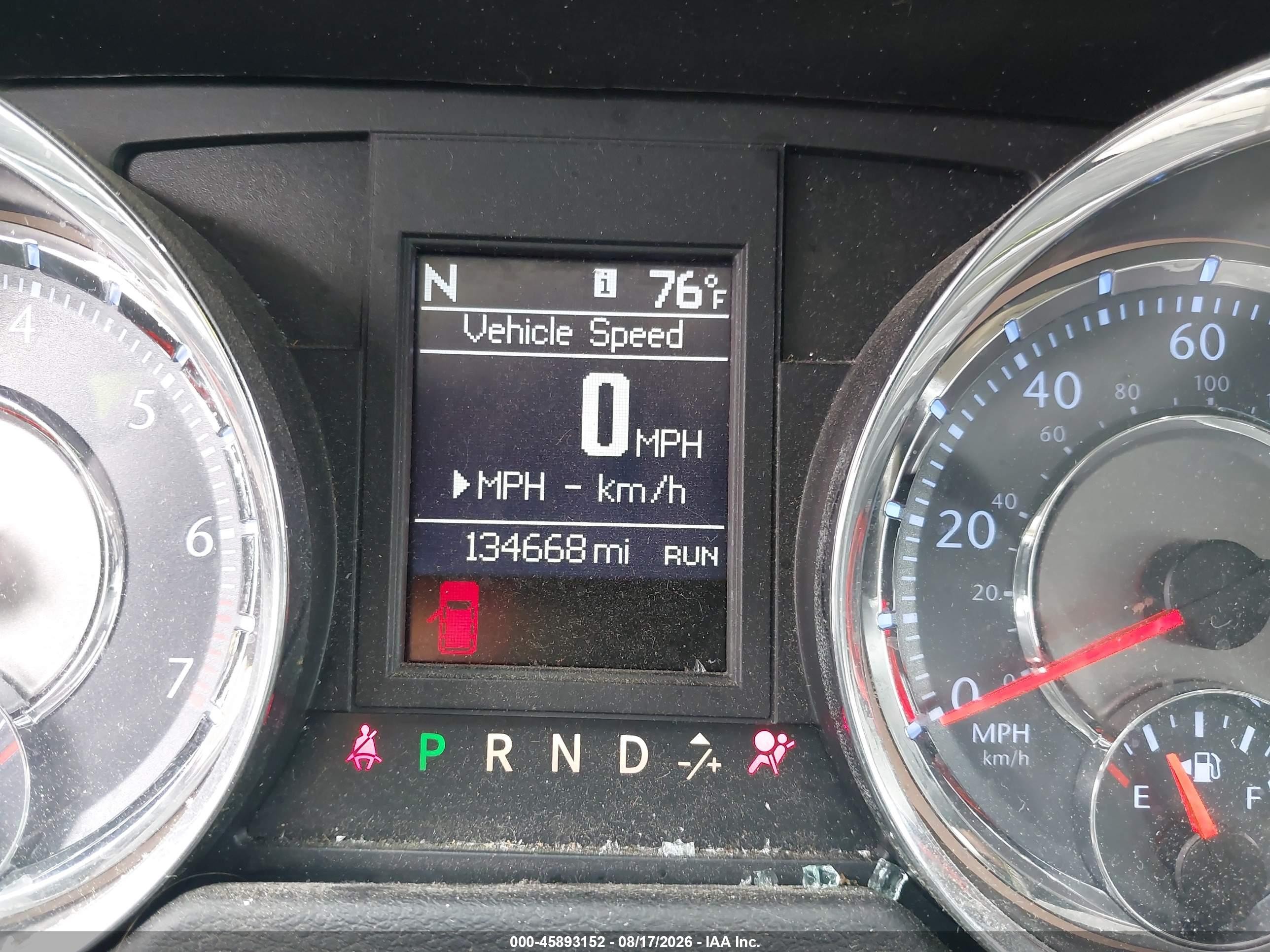 2015 Chrysler Town & Country Touring Red vin: 2C4RC1BG5FR539193