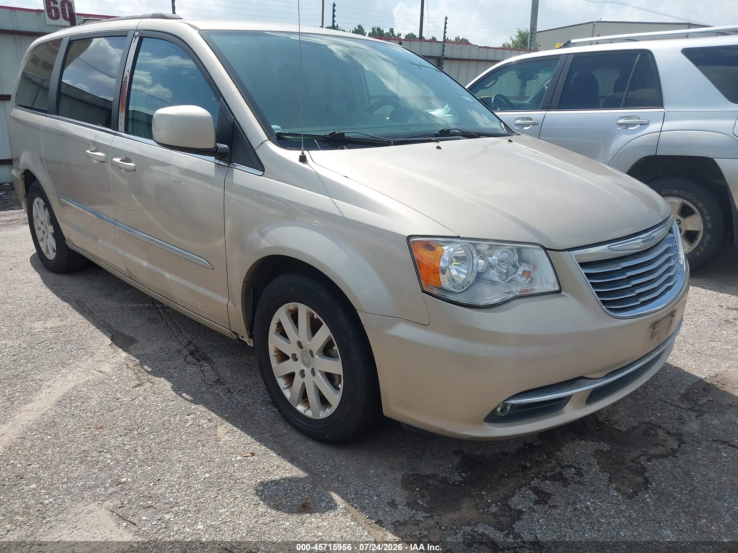 2015 Chrysler Town & Country Touring Beige vin: 2C4RC1BG5FR551778
