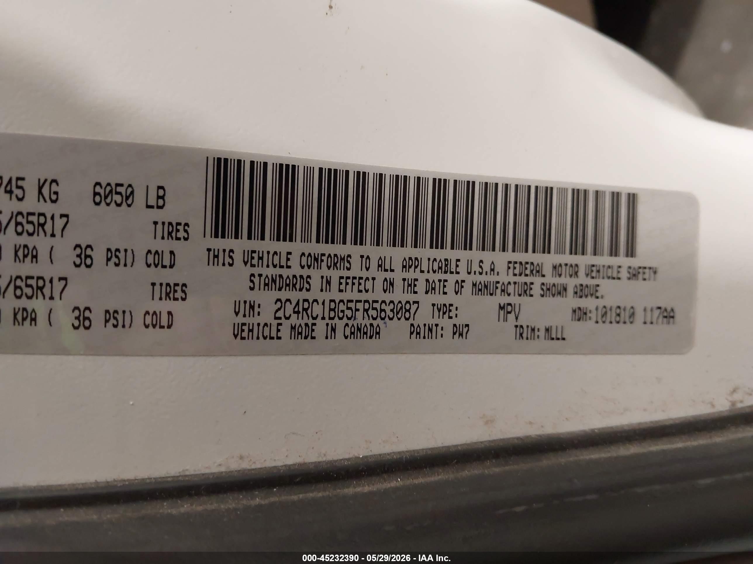 2015 Chrysler Town & Country Touring Белый vin: 2C4RC1BG5FR563087