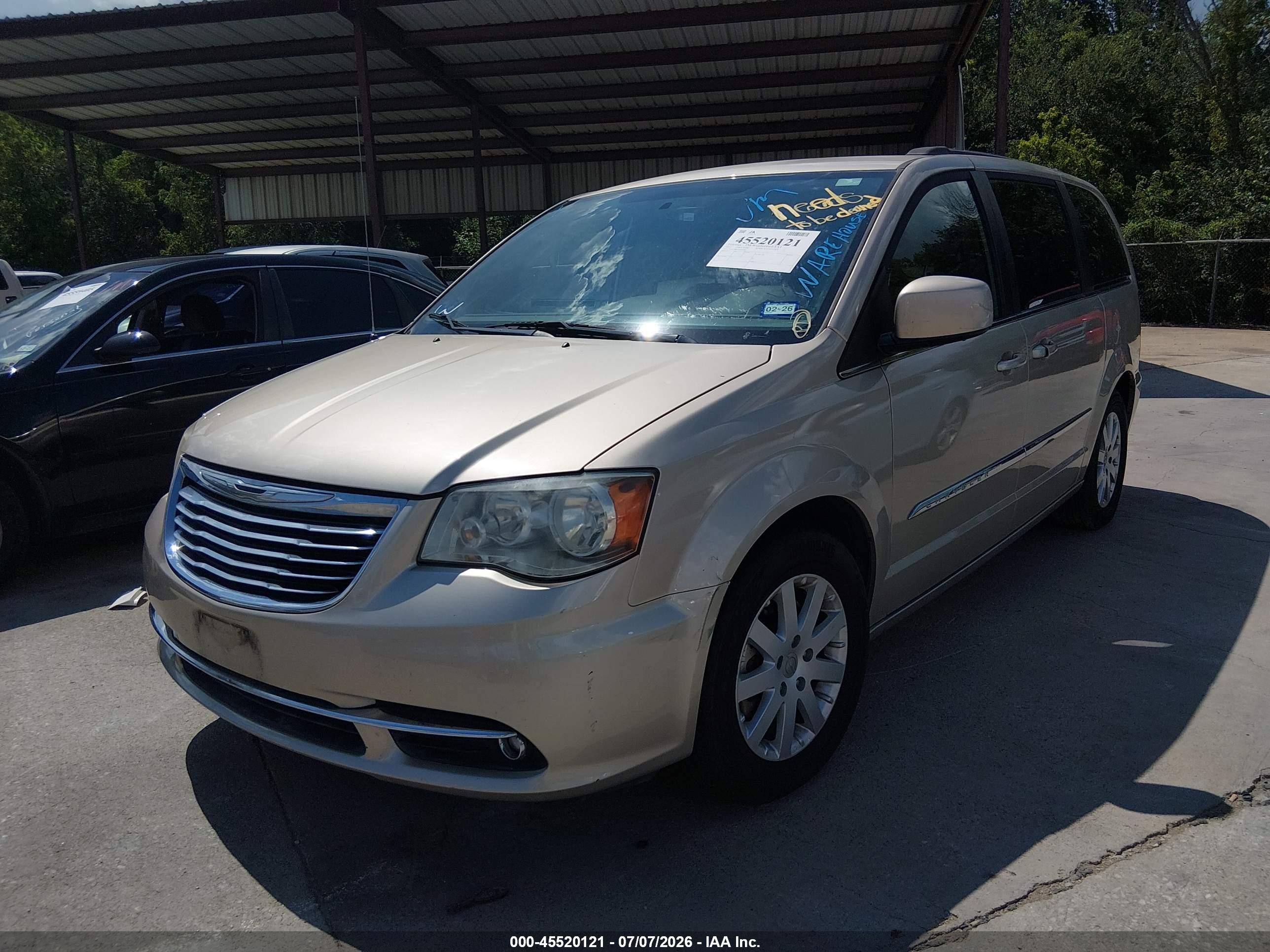 2015 Chrysler Town & Country Touring Gold vin: 2C4RC1BG5FR620498