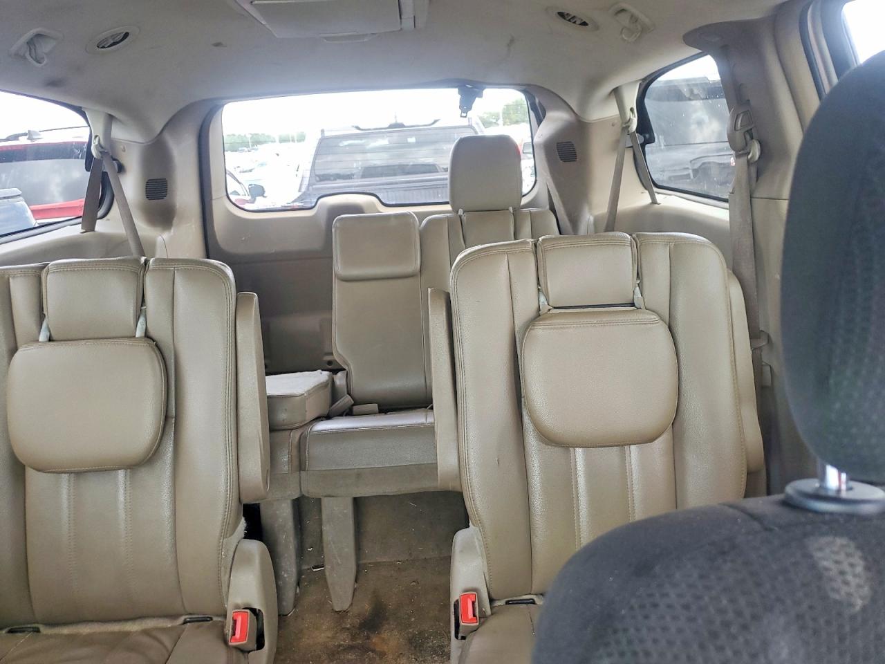 2015 Chrysler Town & Country Touring Gold vin: 2C4RC1BG5FR637298