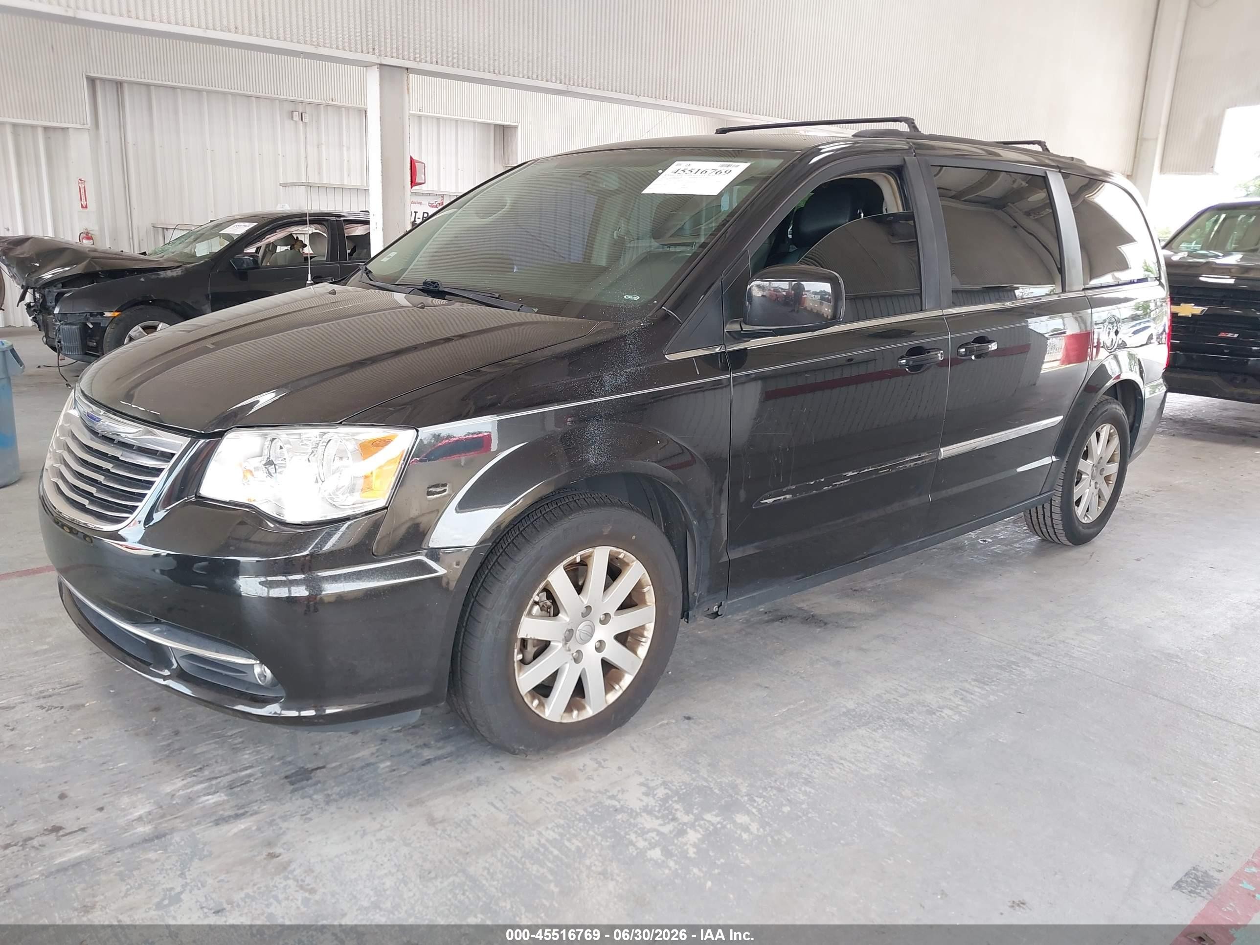 2015 Chrysler Town & Country Touring Черный vin: 2C4RC1BG5FR644588