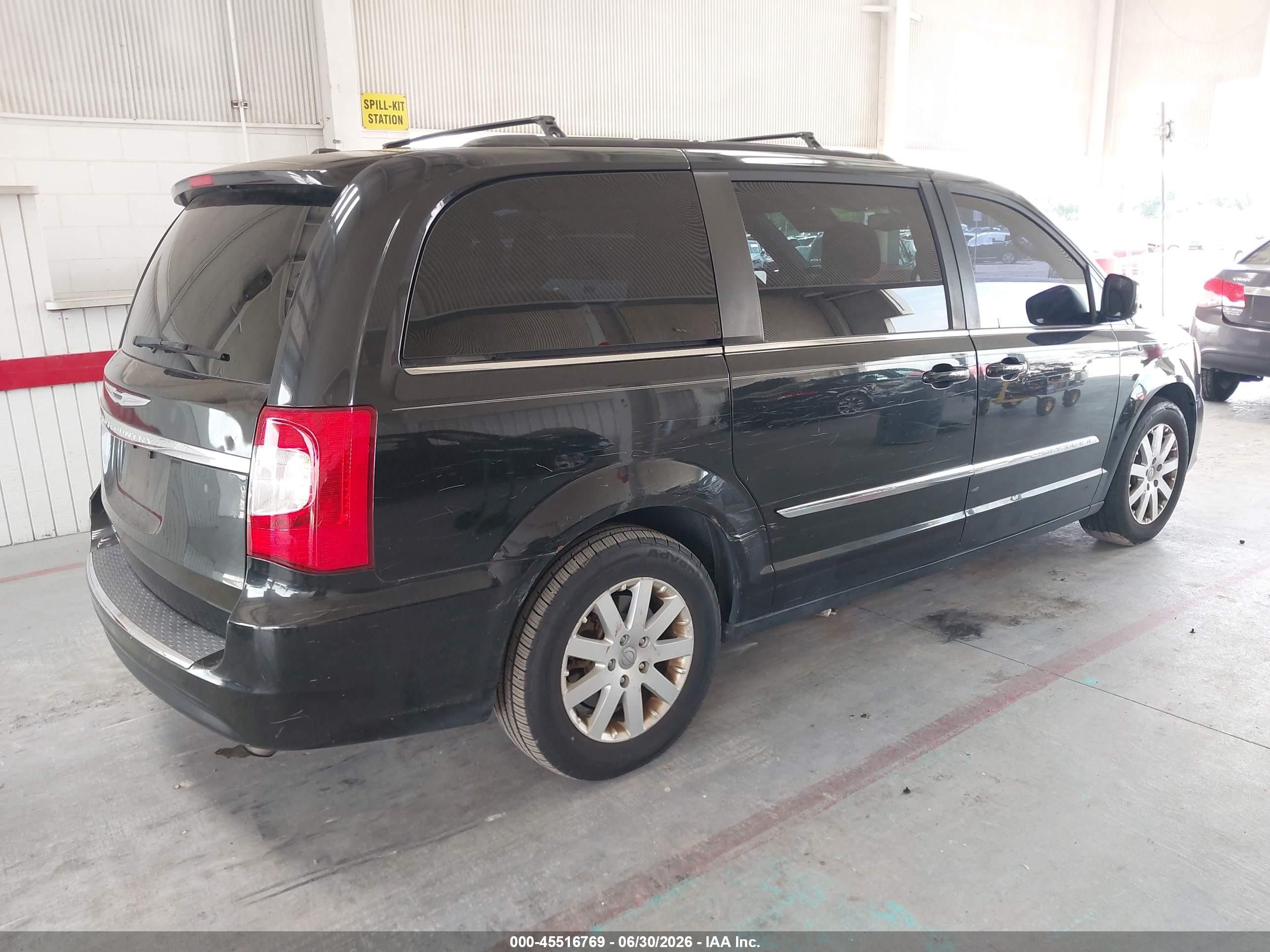 2015 Chrysler Town & Country Touring Черный vin: 2C4RC1BG5FR644588