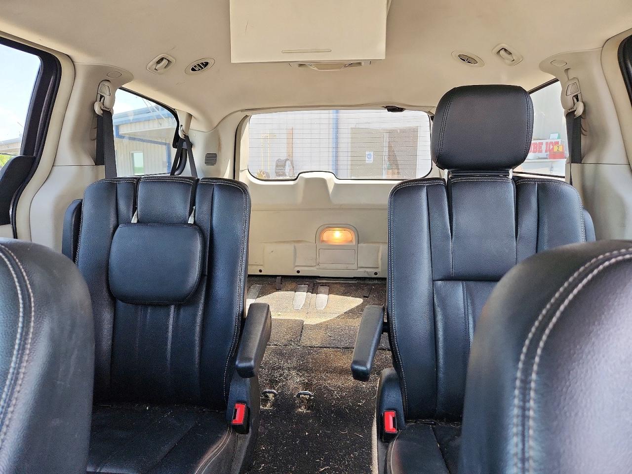 2015 Chrysler Town & Country Touring Gray vin: 2C4RC1BG5FR673380