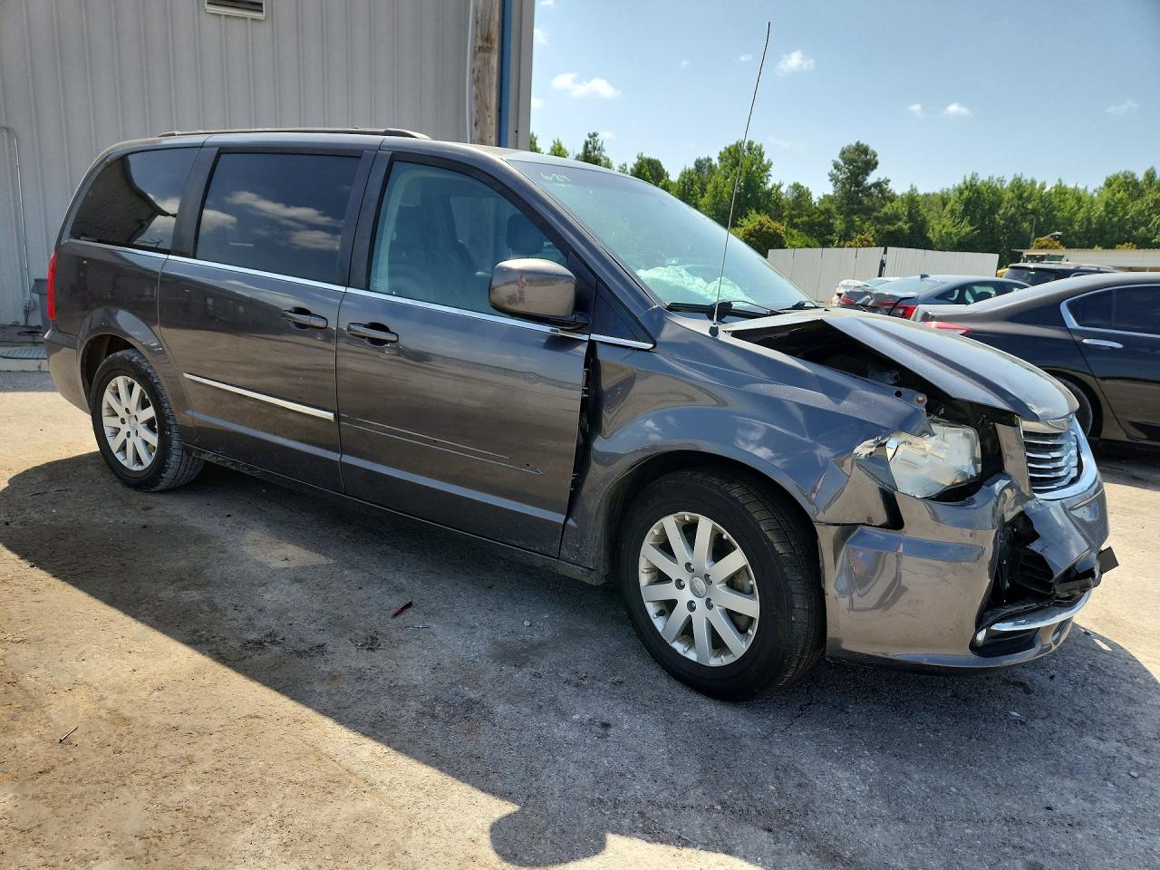 2015 Chrysler Town & Country Touring Gray vin: 2C4RC1BG5FR673380