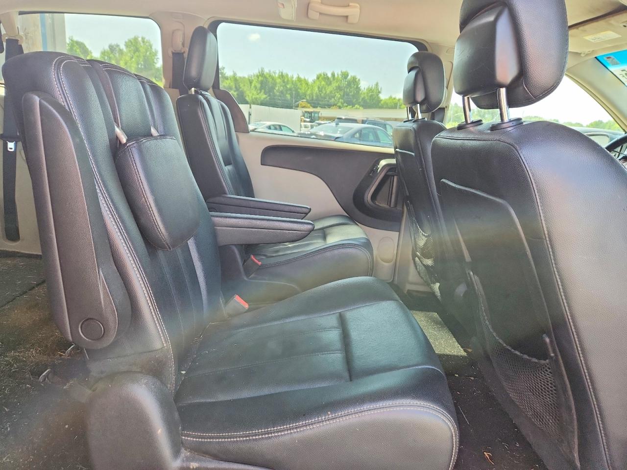 2015 Chrysler Town & Country Touring Gray vin: 2C4RC1BG5FR673380
