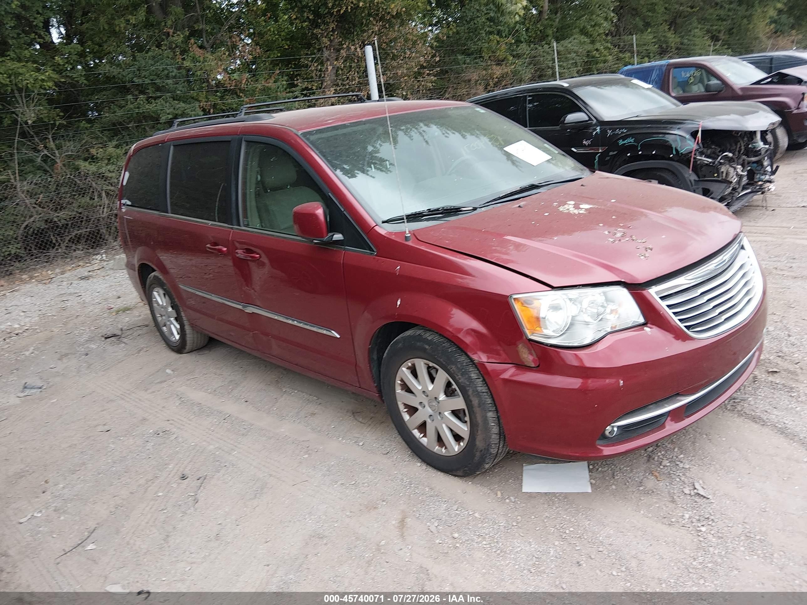 2015 Chrysler Town & Country Touring Красный vin: 2C4RC1BG5FR730872