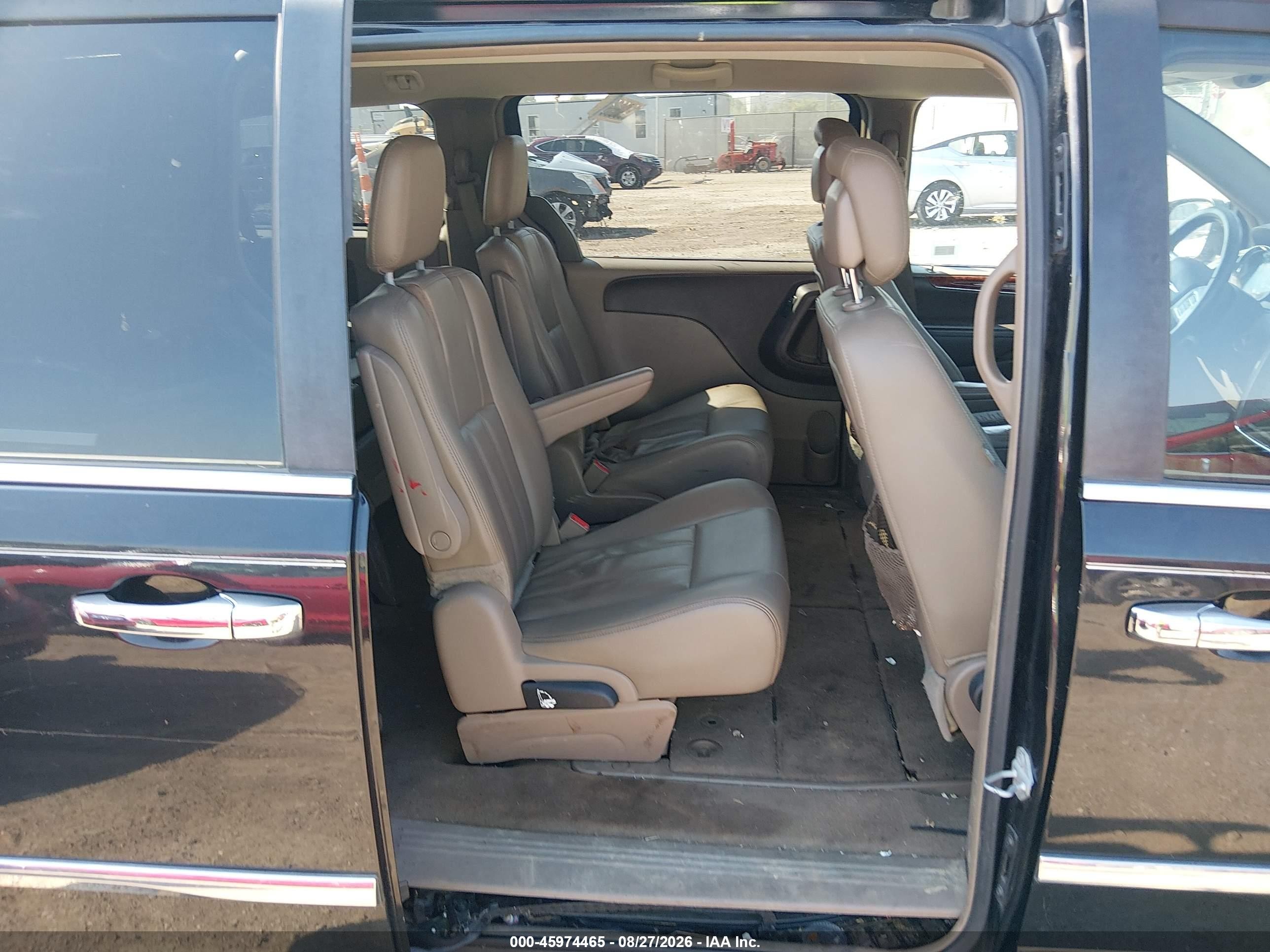 2016 Chrysler Town & Country Touring Black vin: 2C4RC1BG5GR245827