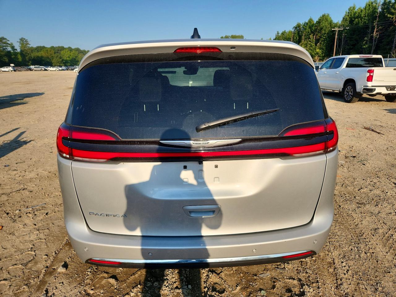 2026 Chrysler Pacifica Select Серебряный vin: 2C4RC1BG5TR212501