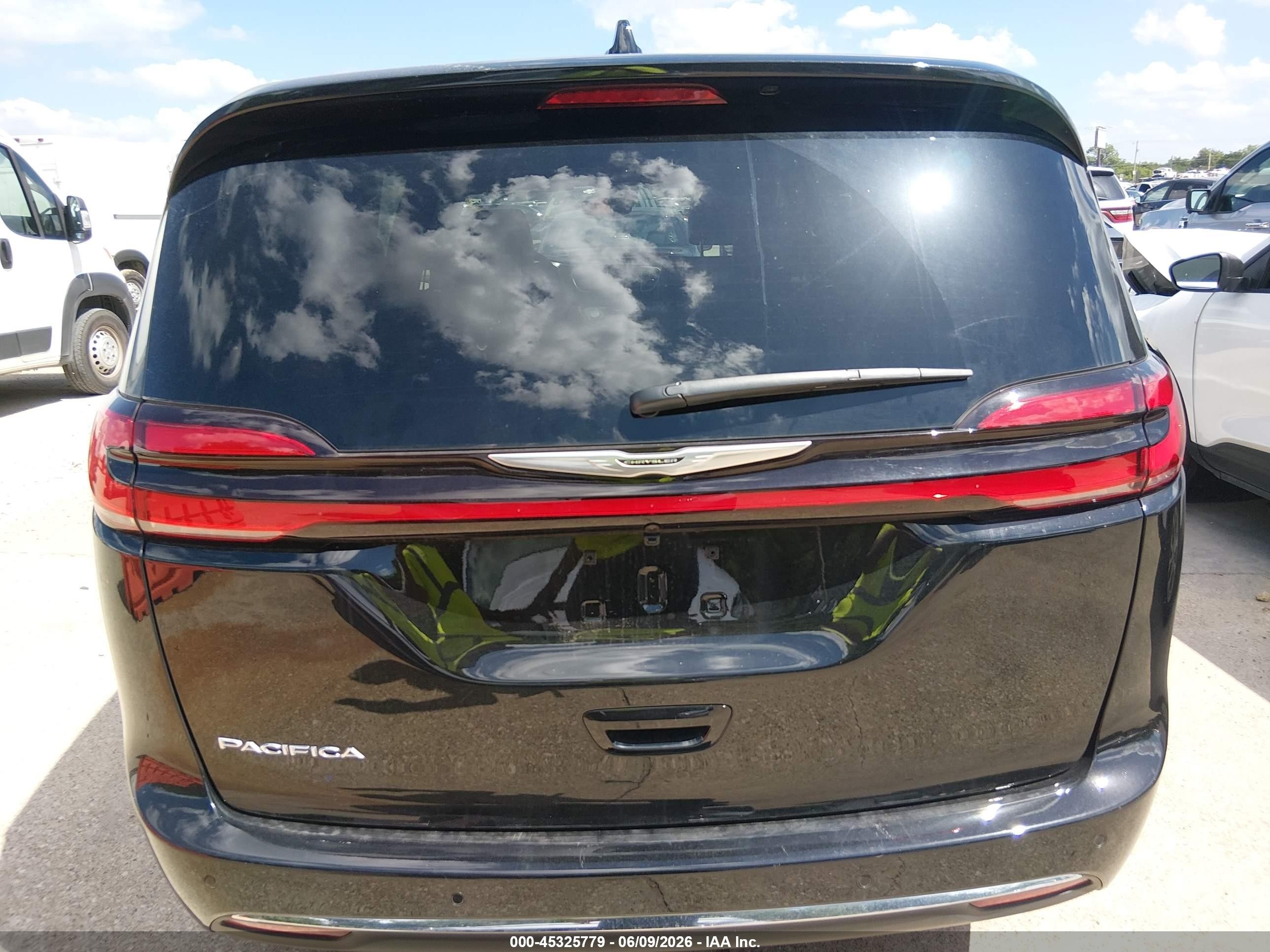 2026 Chrysler Pacifica Select Черный vin: 2C4RC1BG5TR273119