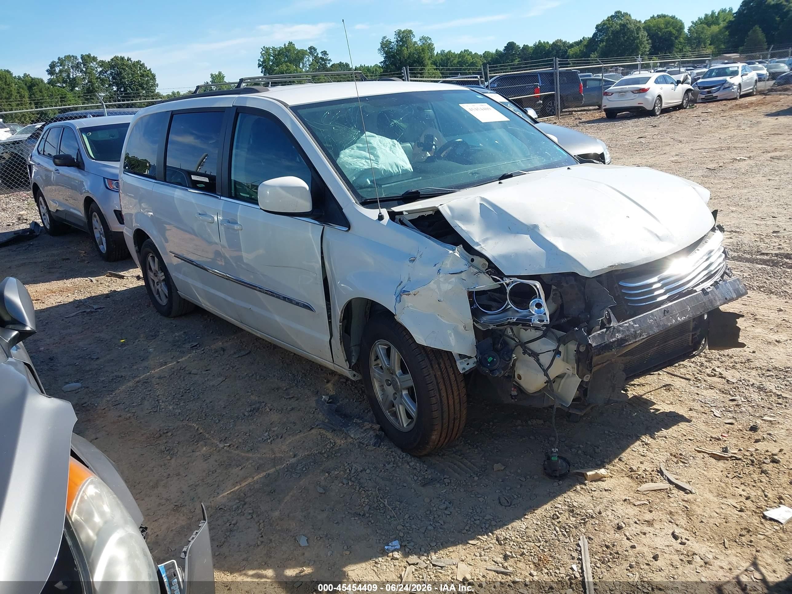 2012 Chrysler Town & Country Touring Белый vin: 2C4RC1BG6CR299860
