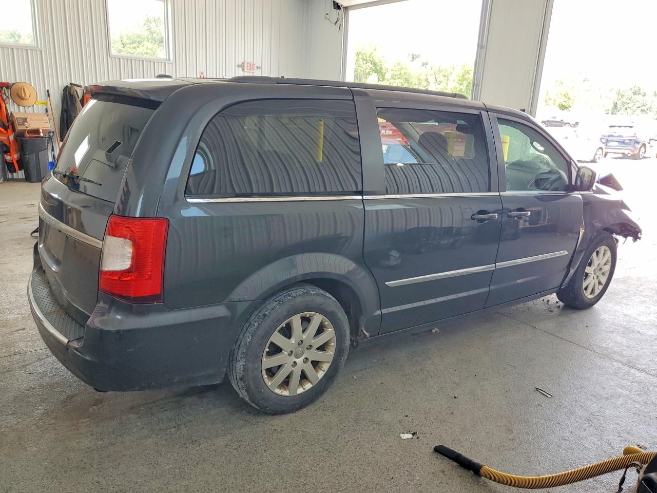 2012 Chrysler Town & Country Touring Gray vin: 2C4RC1BG6CR400573