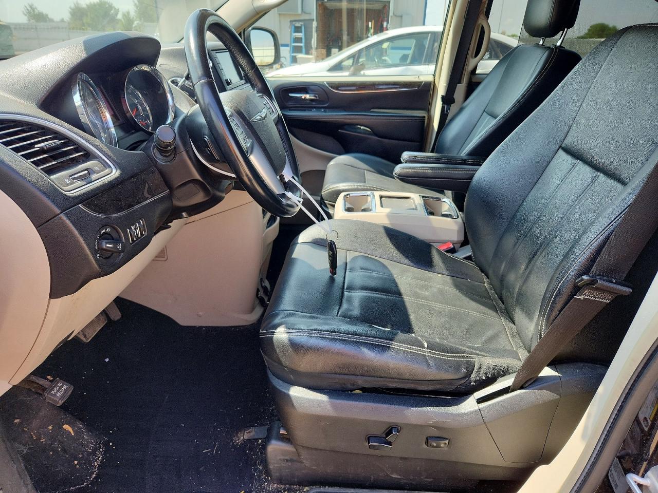 2013 Chrysler Town & Country Touring Black vin: 2C4RC1BG6DR560163
