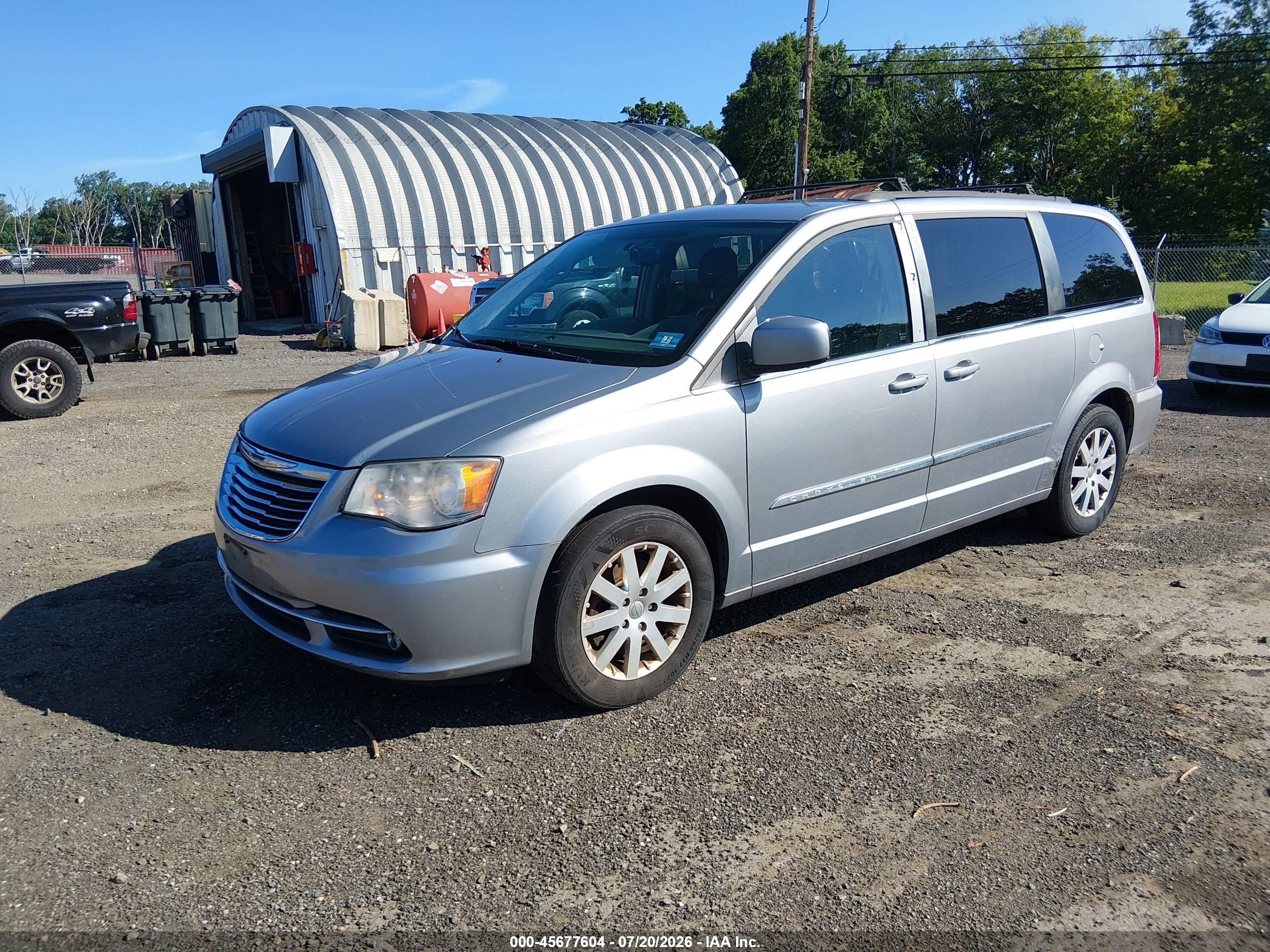 2013 Chrysler Town & Country Touring Silver vin: 2C4RC1BG6DR652051