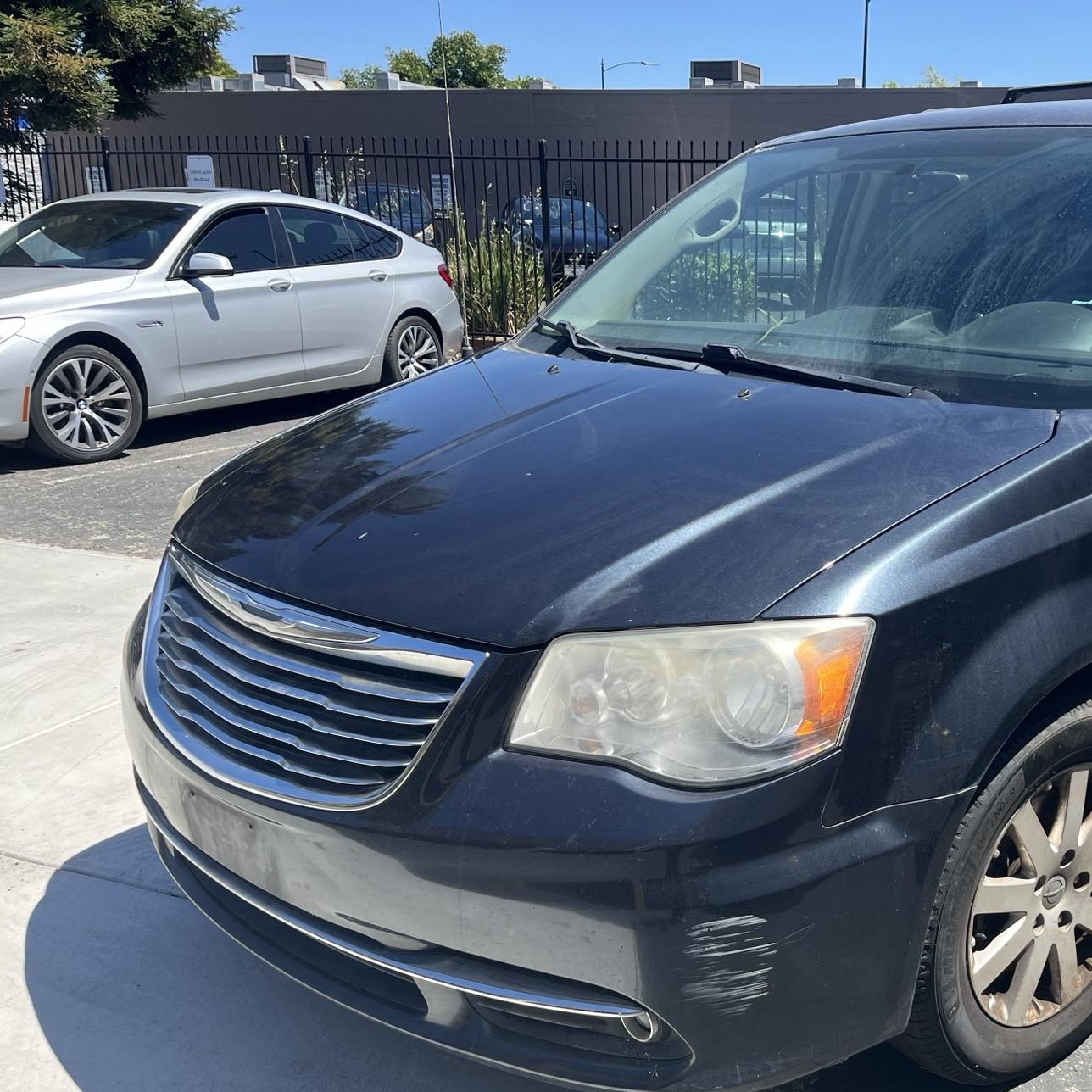 2013 Chrysler Town & Country Touring Серый vin: 2C4RC1BG6DR690878