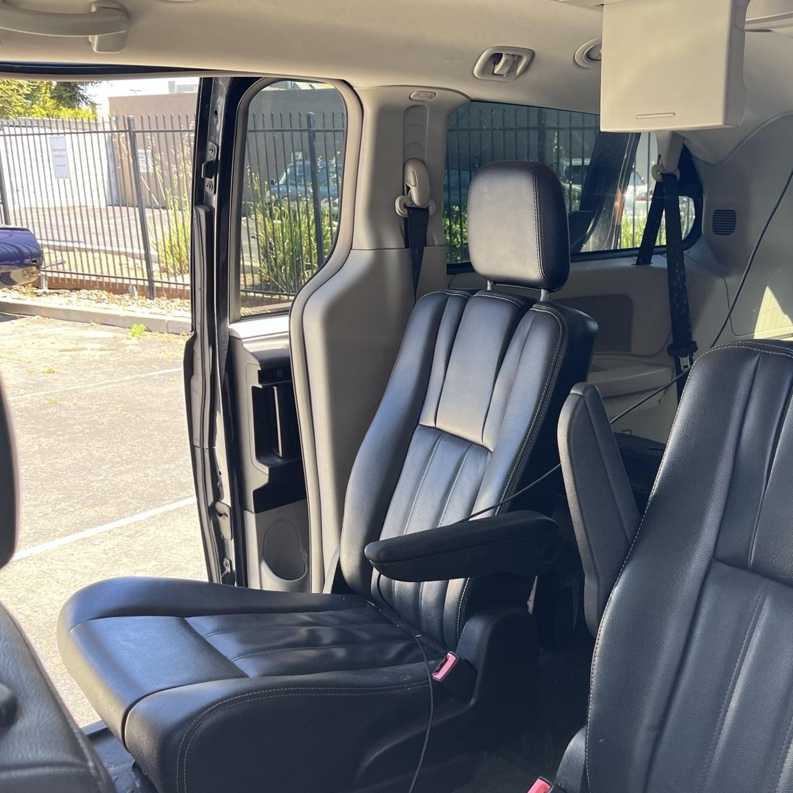 2013 Chrysler Town & Country Touring Серый vin: 2C4RC1BG6DR690878