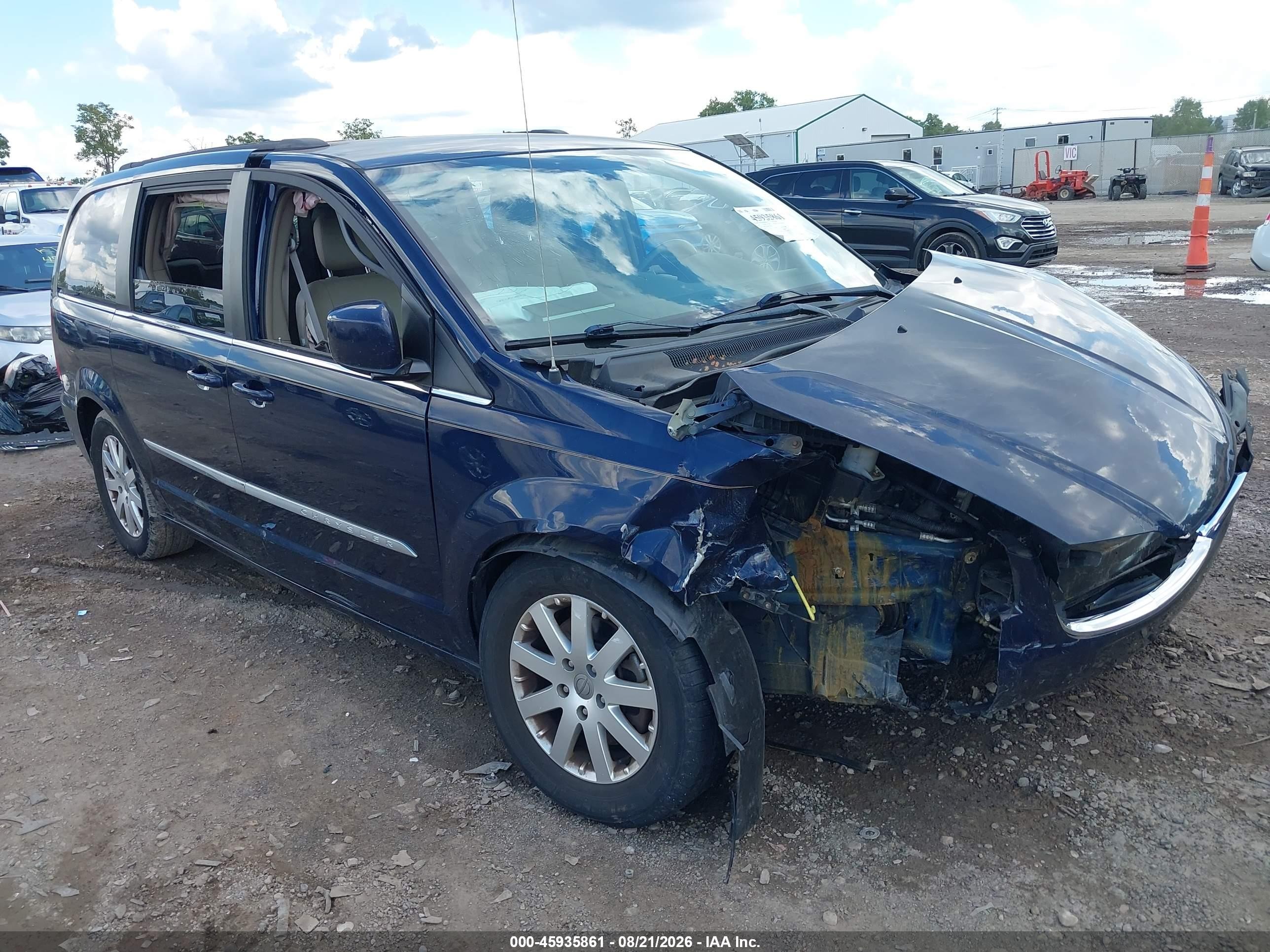 2013 Chrysler Town & Country Touring Blue vin: 2C4RC1BG6DR779754