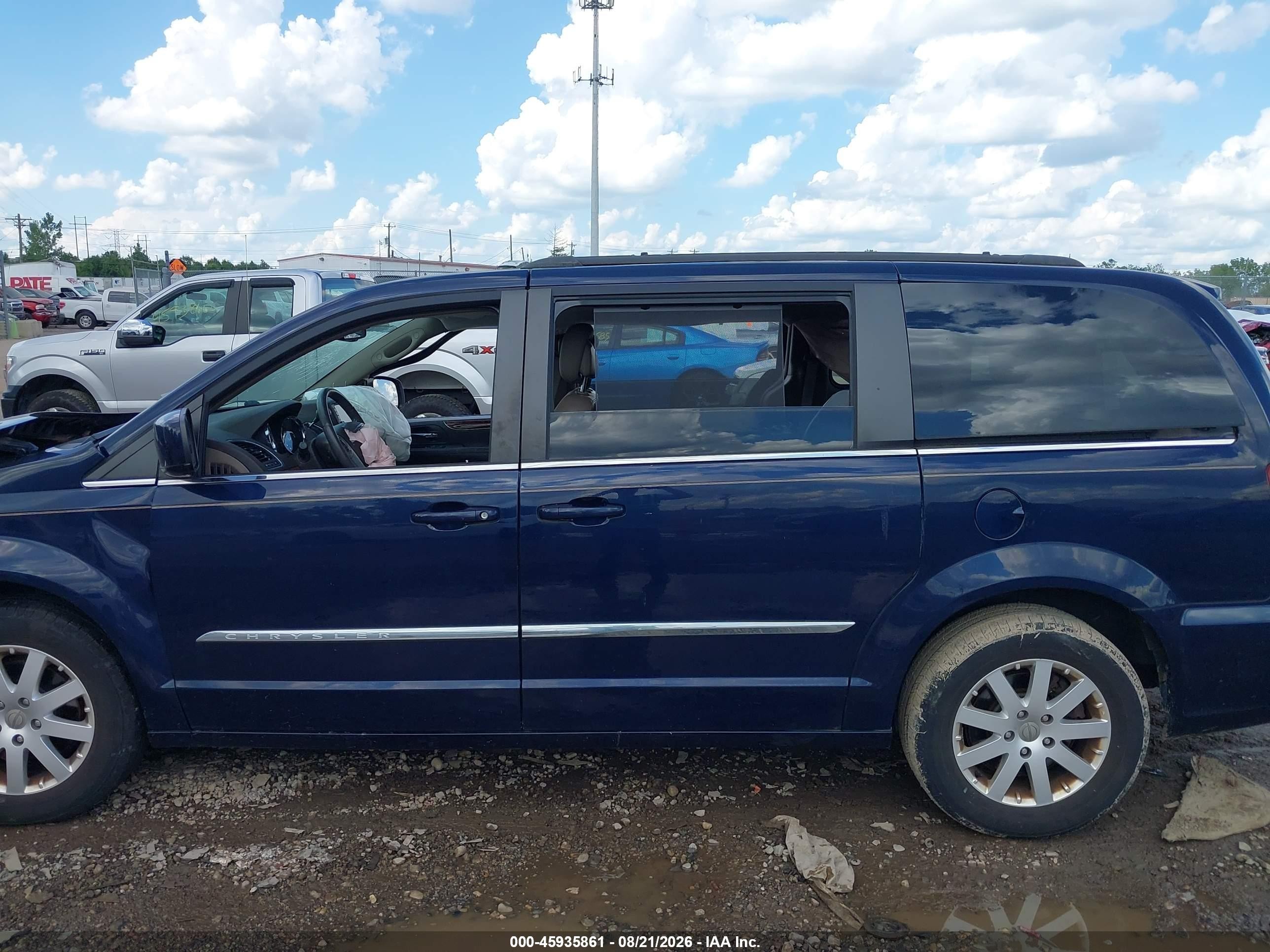 2013 Chrysler Town & Country Touring Синий vin: 2C4RC1BG6DR779754