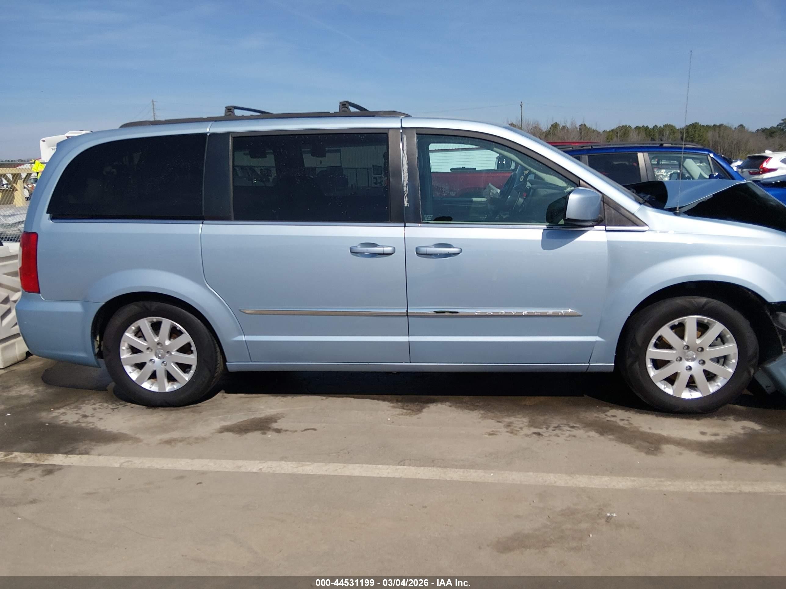 2013 Chrysler Town & Country Touring Light Blue vin: 2C4RC1BG6DR808623