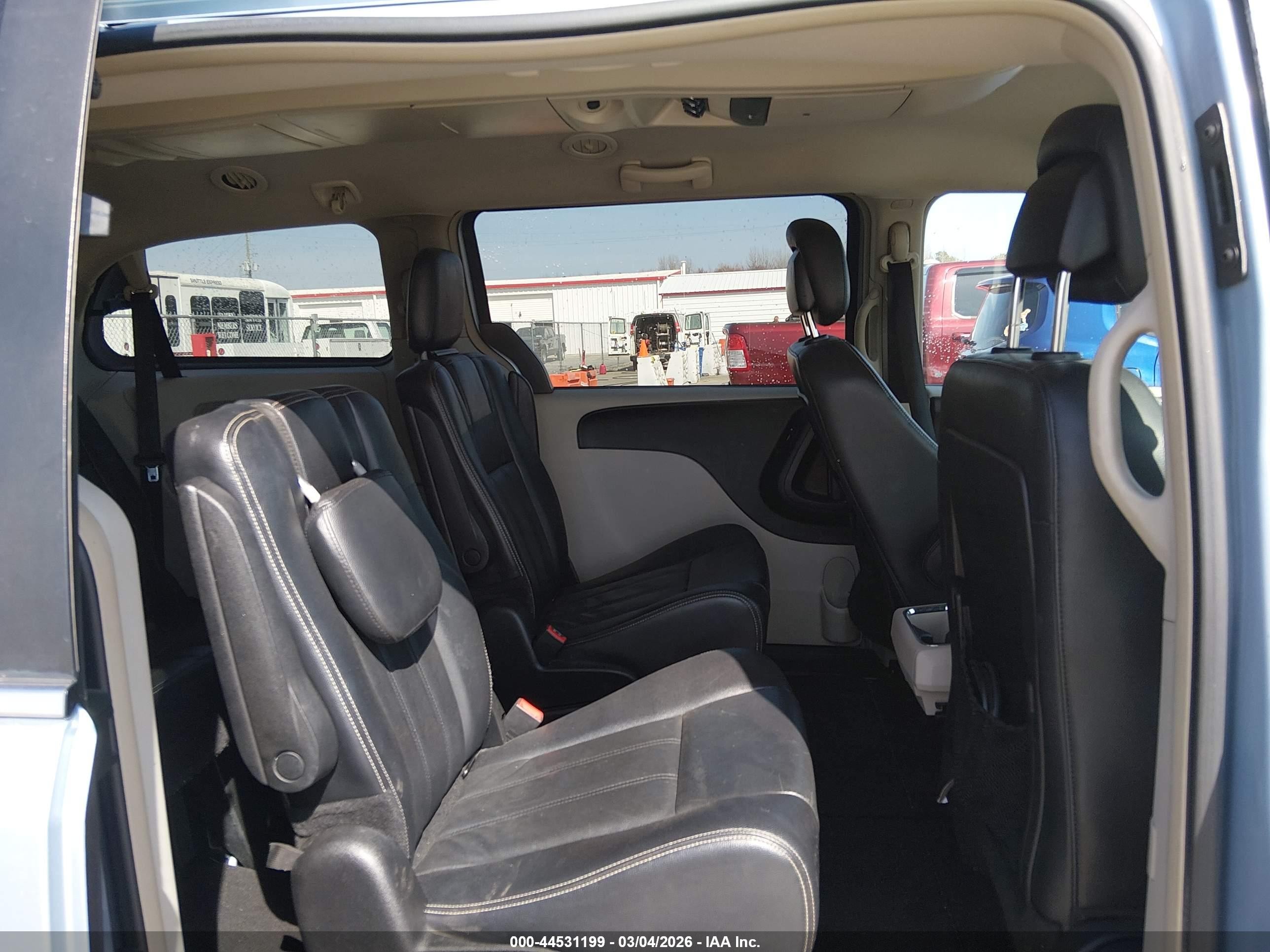 2013 Chrysler Town & Country Touring Light Blue vin: 2C4RC1BG6DR808623