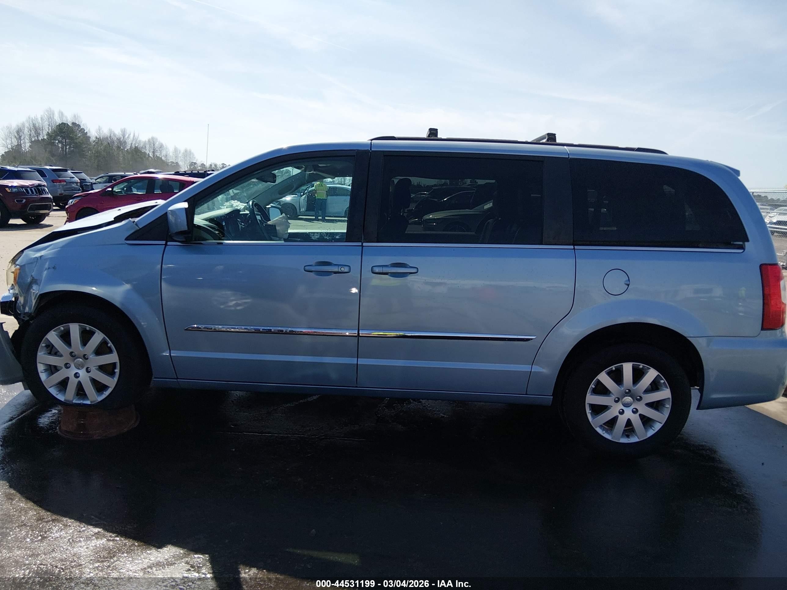 2013 Chrysler Town & Country Touring Light Blue vin: 2C4RC1BG6DR808623
