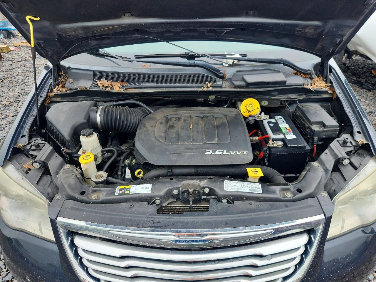 2013 Chrysler Town & Country Touring Blue vin: 2C4RC1BG6DR820965