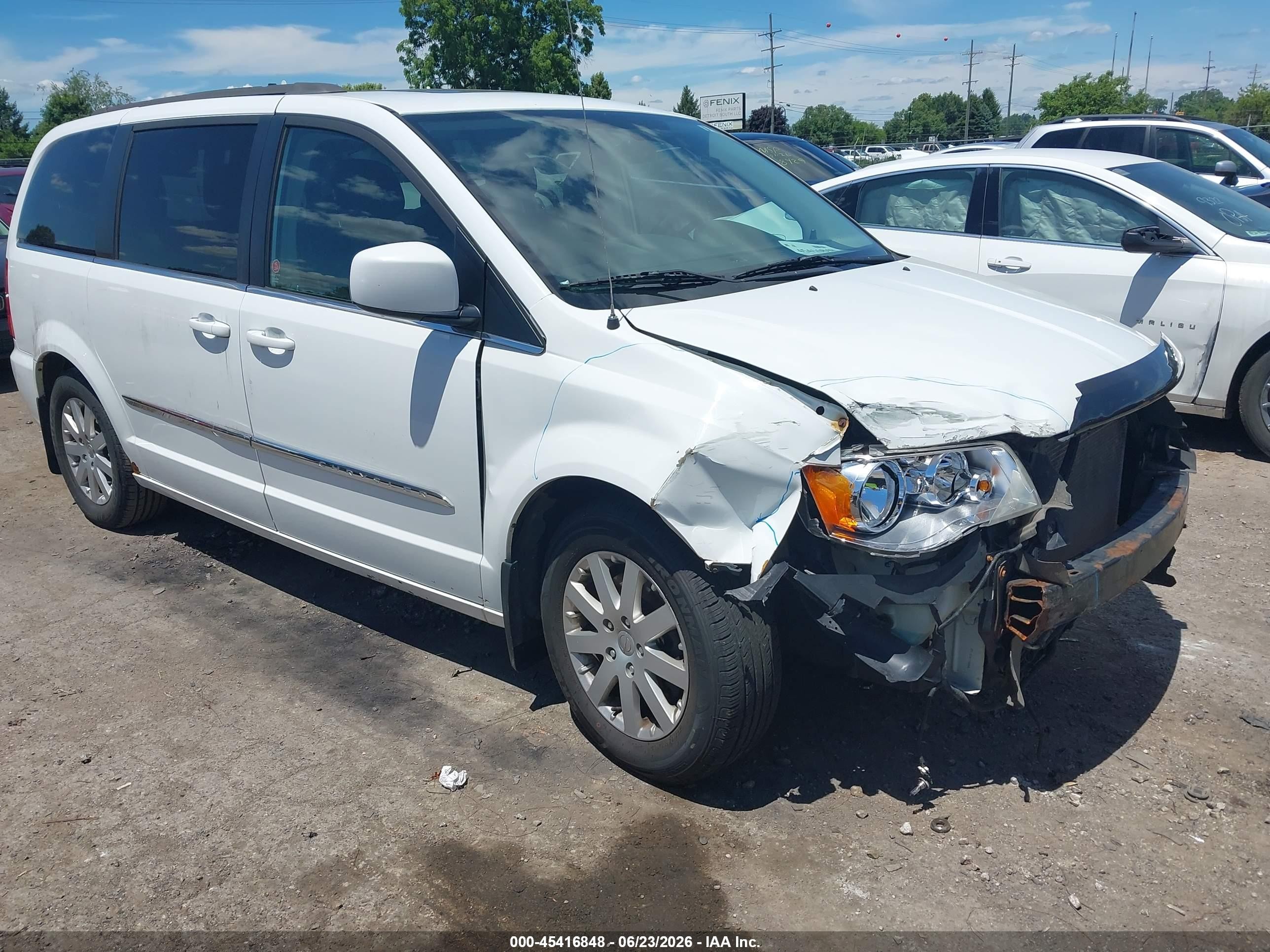 2013 Chrysler Town & Country Touring Белый vin: 2C4RC1BG6DR822439