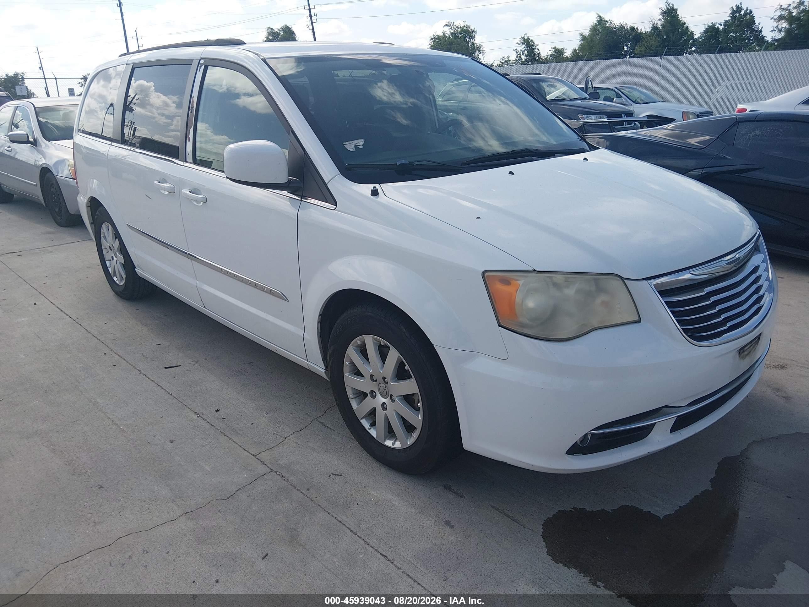 2014 Chrysler Town & Country Touring White vin: 2C4RC1BG6ER293849