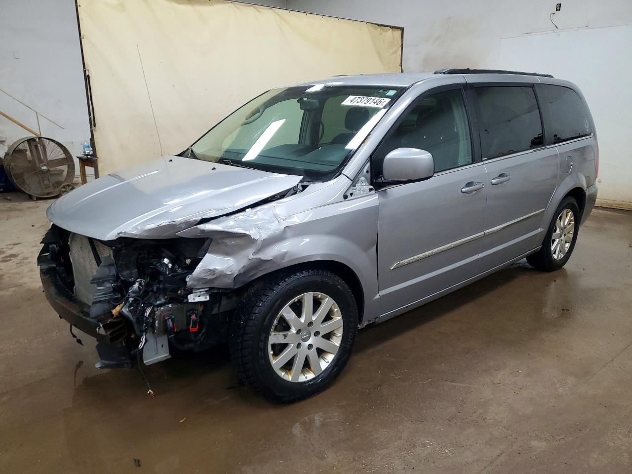 2014 Chrysler Town & Country Touring Серебряный vin: 2C4RC1BG6ER304557