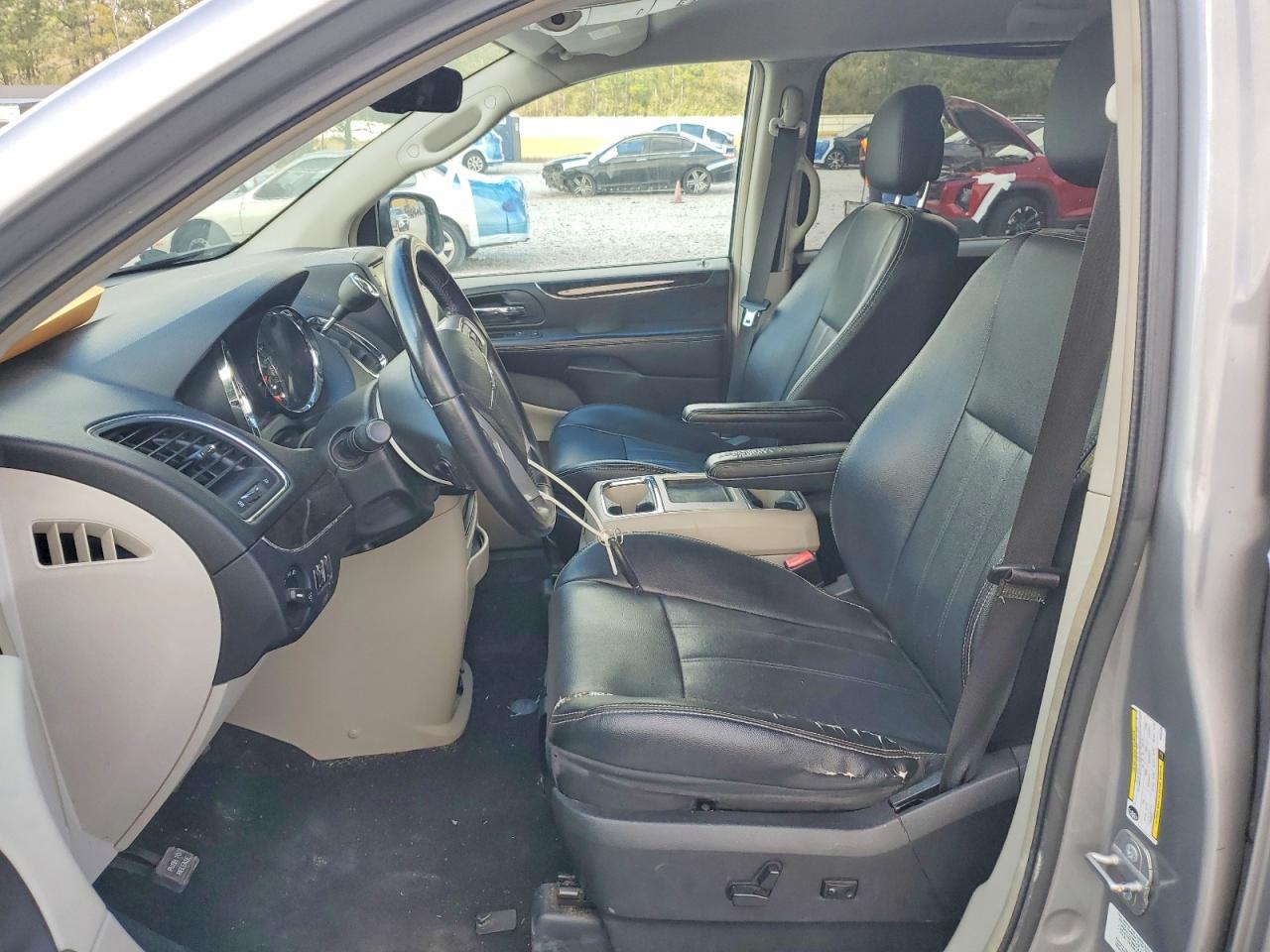 2014 Chrysler Town & Country Touring Silver vin: 2C4RC1BG6ER382885