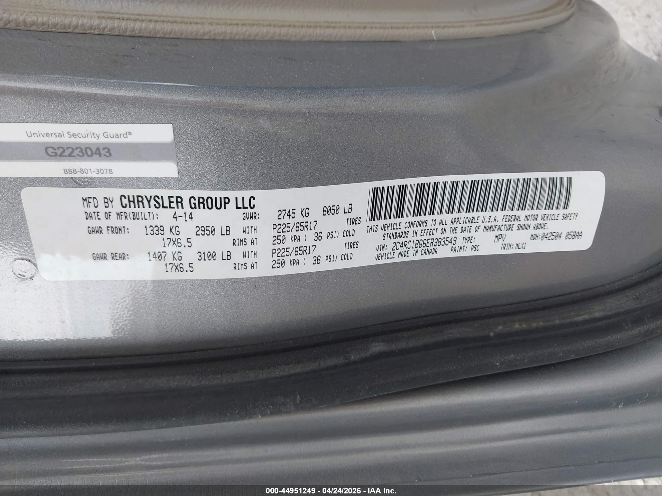 2014 Chrysler Town & Country Touring Silver vin: 2C4RC1BG6ER383549