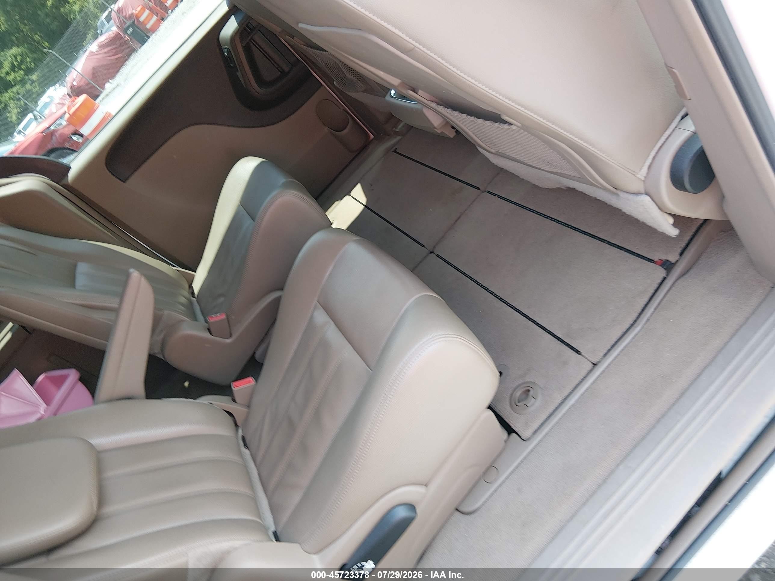 2014 Chrysler Town & Country Touring Белый vin: 2C4RC1BG6ER395006