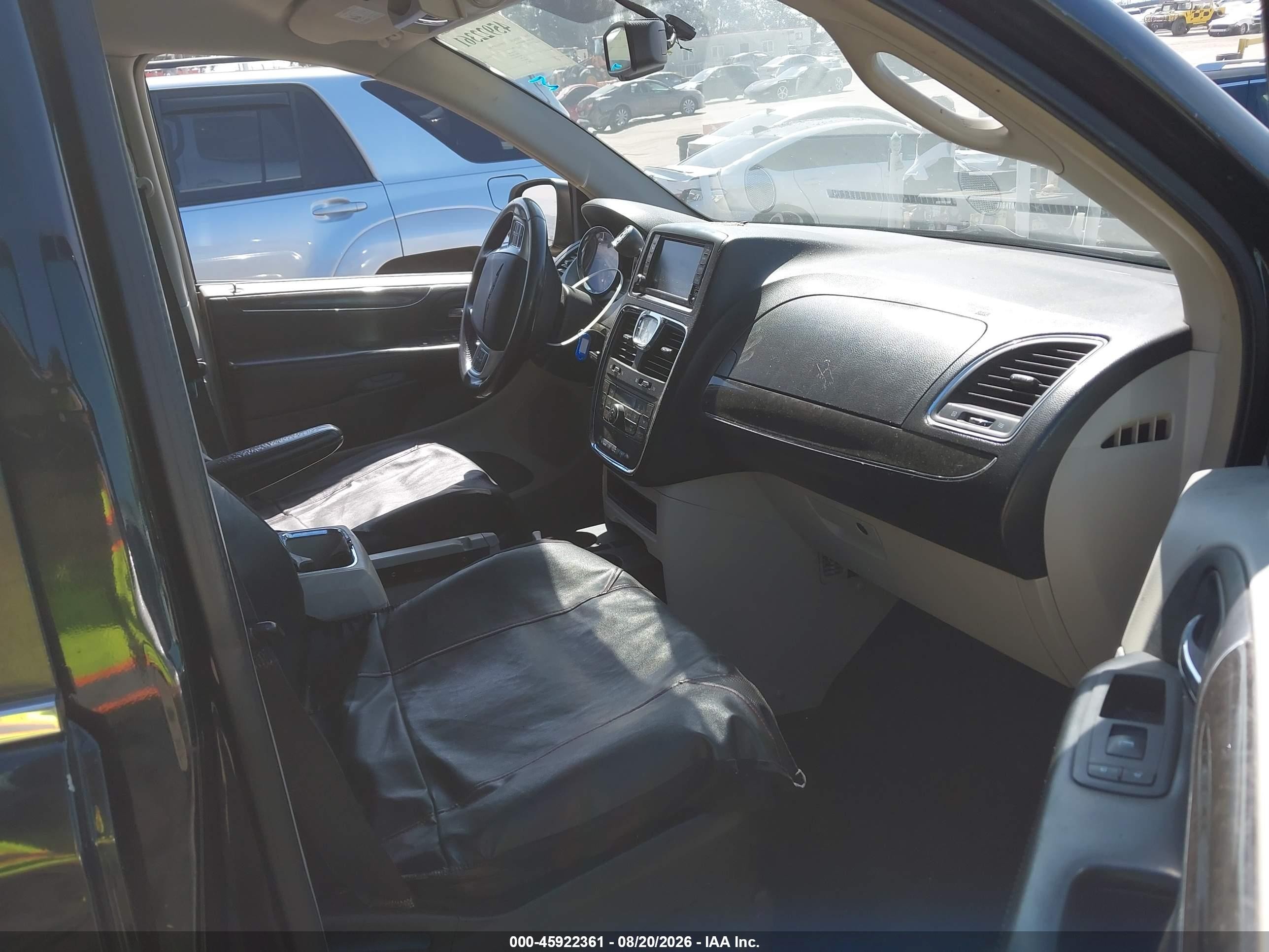 2014 Chrysler Town & Country Touring Black vin: 2C4RC1BG6ER399718