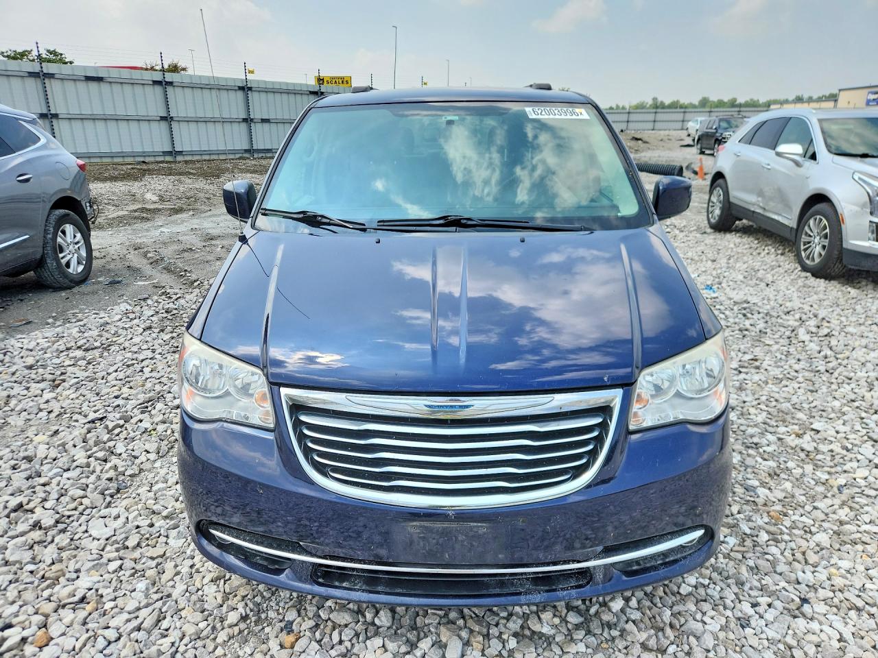 2014 Chrysler Town & Country Touring Blue vin: 2C4RC1BG6ER400429