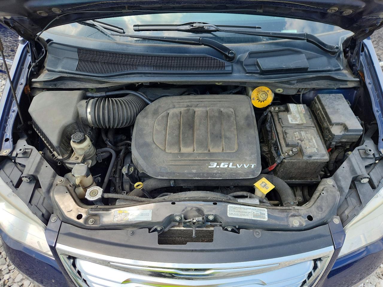 2014 Chrysler Town & Country Touring Blue vin: 2C4RC1BG6ER400429
